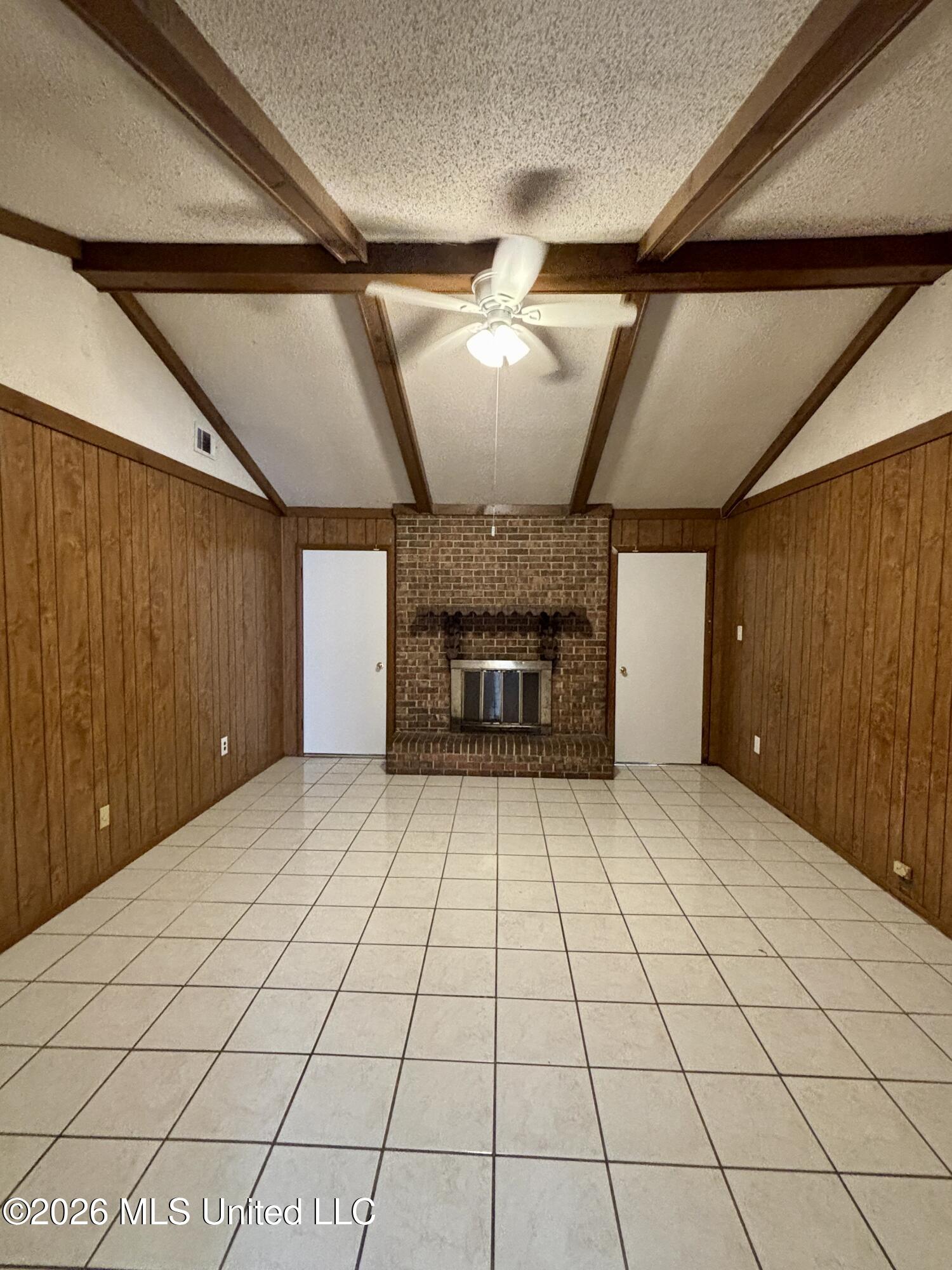 2536 El Viernes Street Property Photo 2