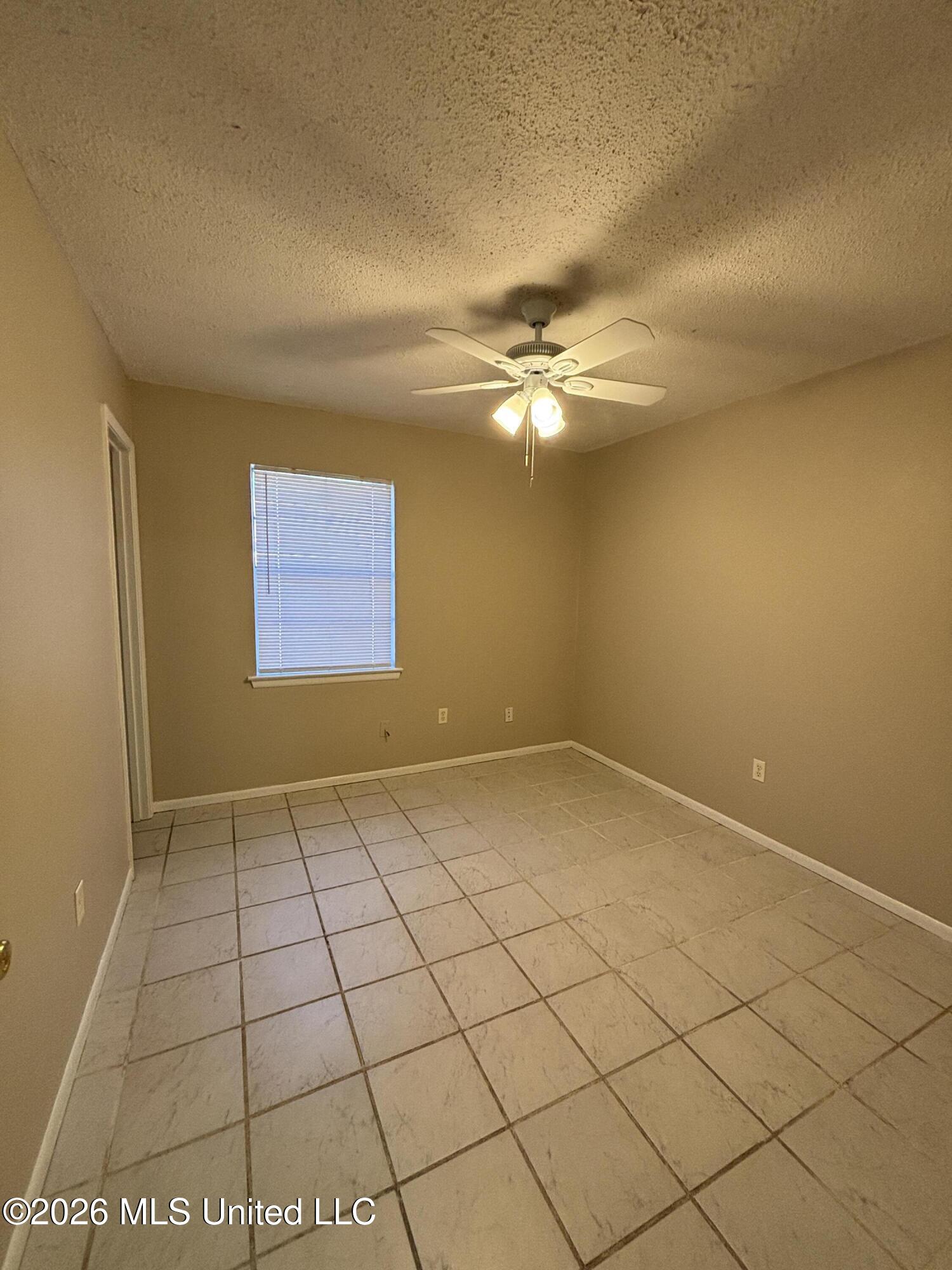 2536 El Viernes Street Property Photo 7