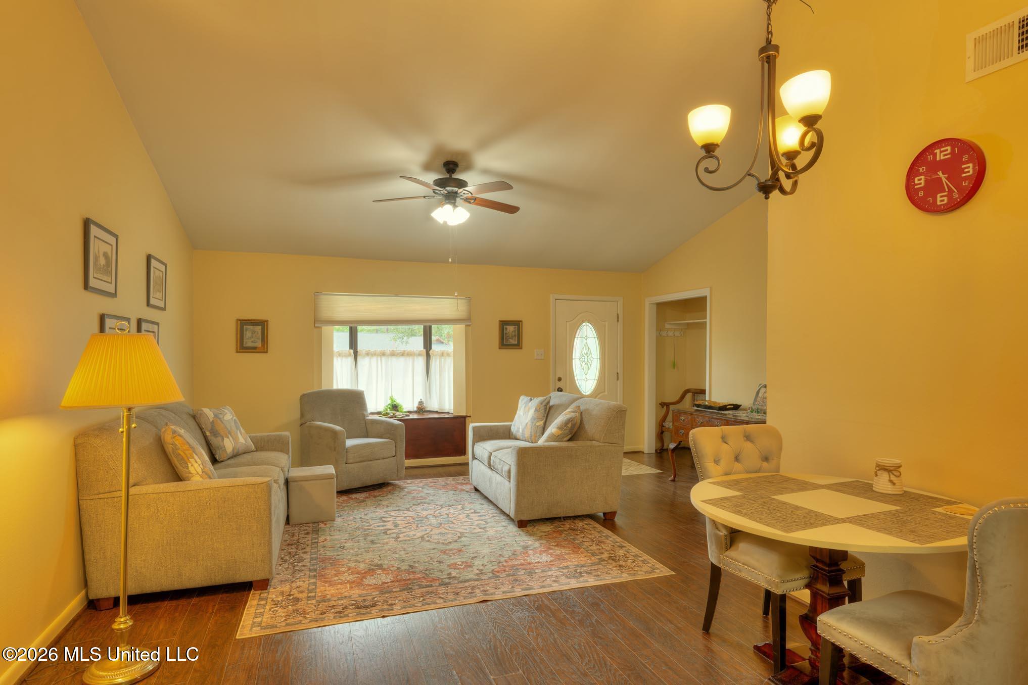 3 Quail Creek Drive Property Photo 2