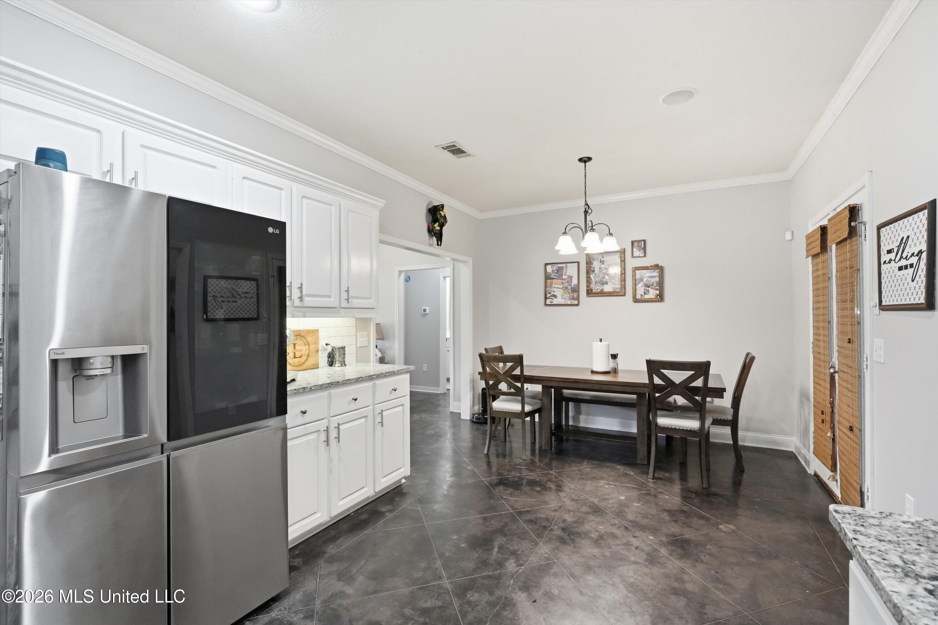 131 Ashton Drive Property Photo 11