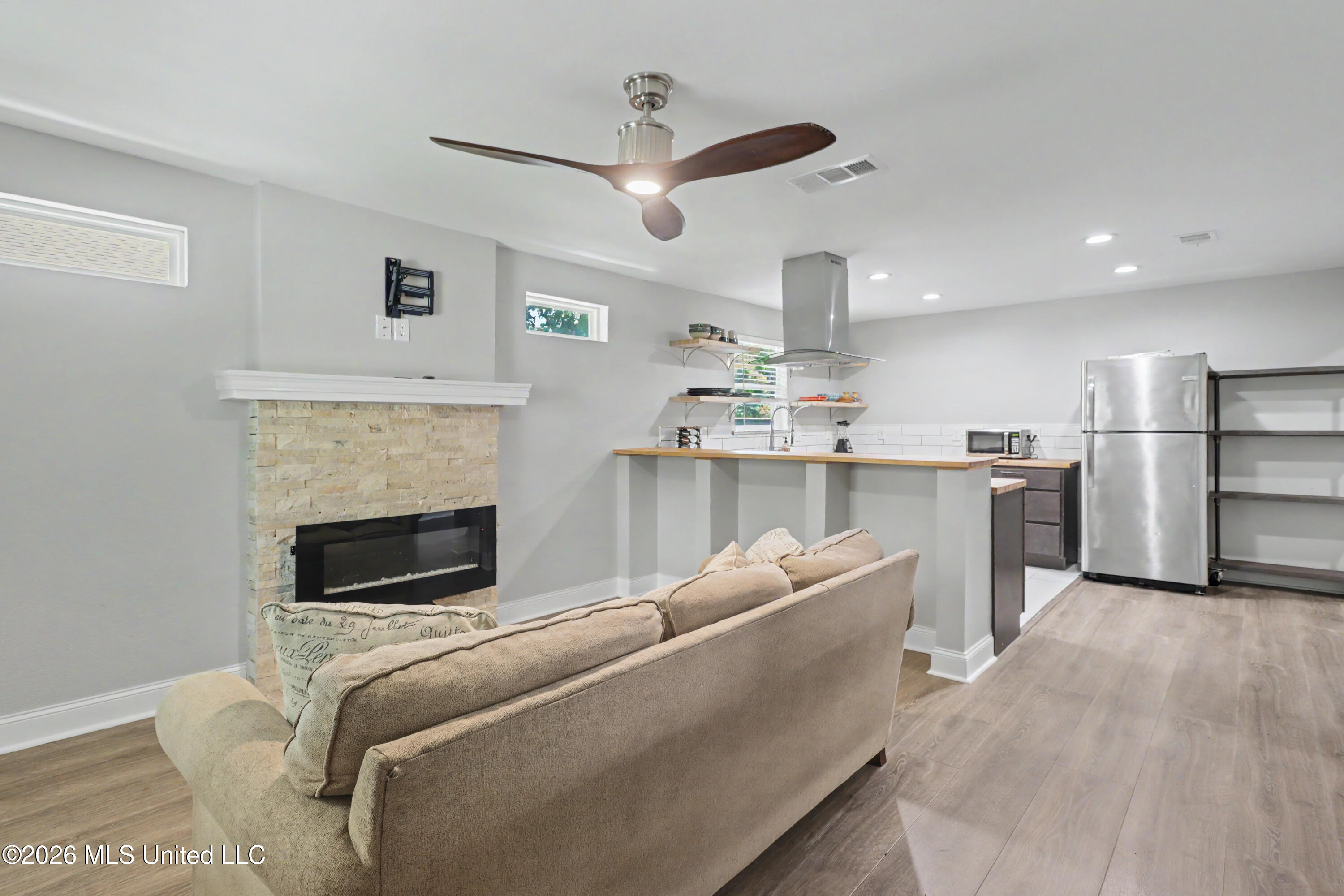519 23rd Street Property Photo 2