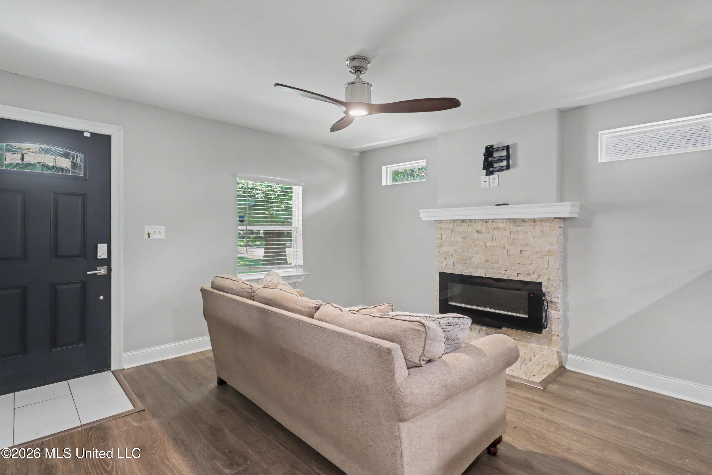 519 23rd Street Property Photo 4