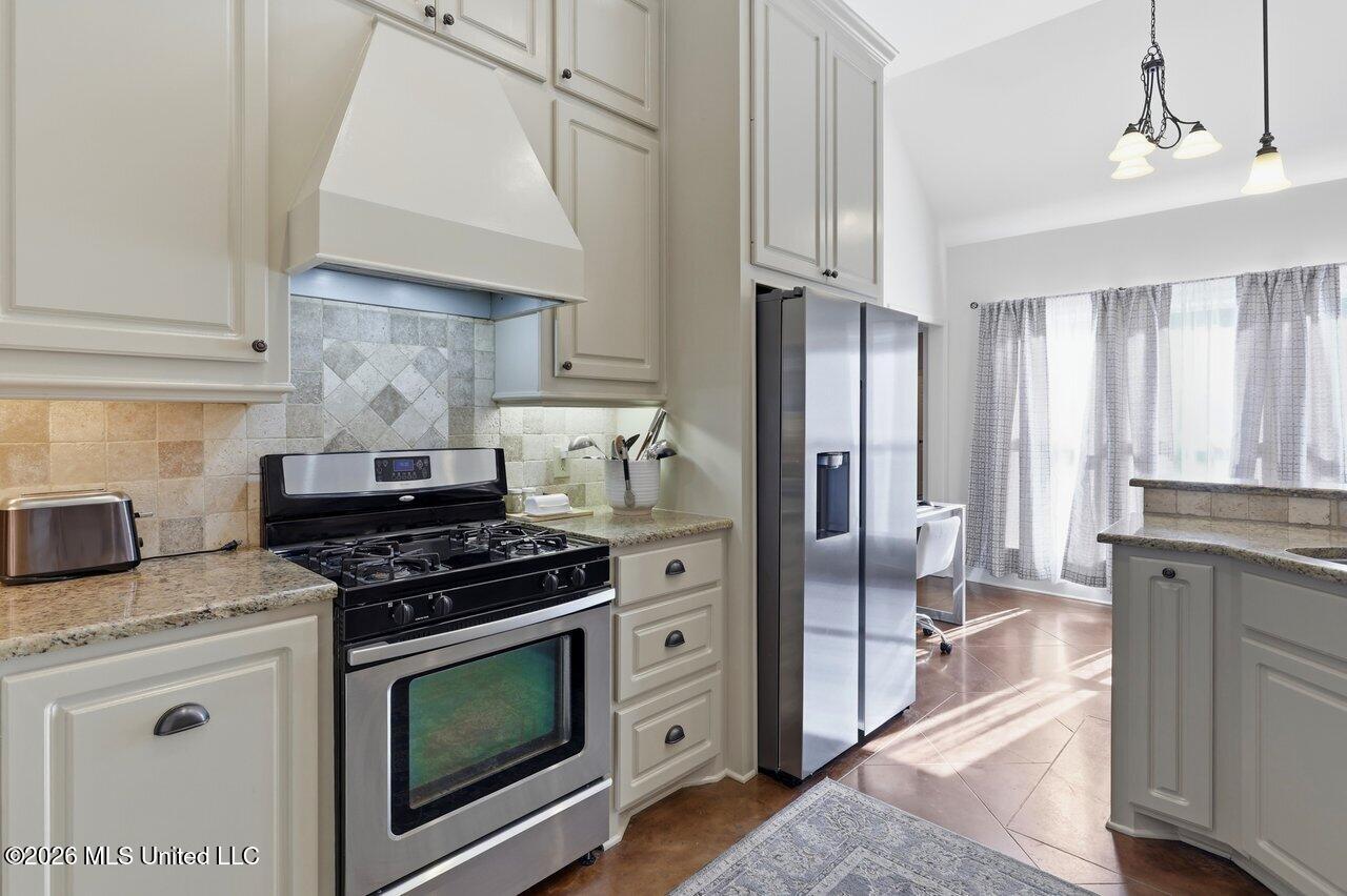 137 Oak Meadow Drive Property Photo 12
