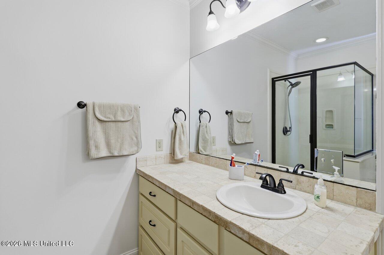 137 Oak Meadow Drive Property Photo 20