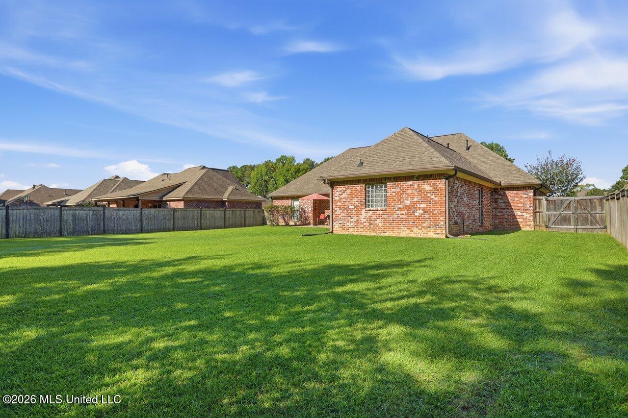 137 Oak Meadow Drive Property Photo 31