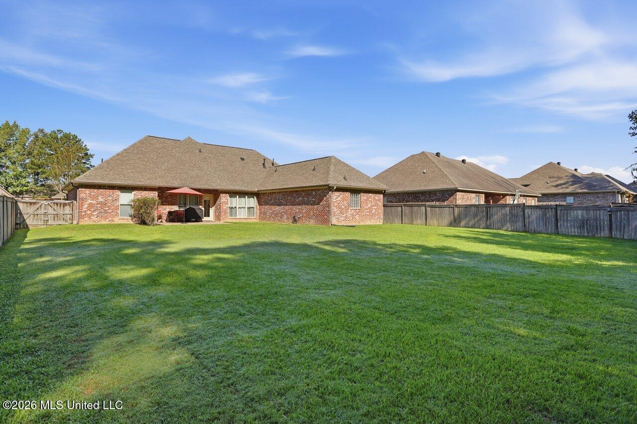 137 Oak Meadow Drive Property Photo 32