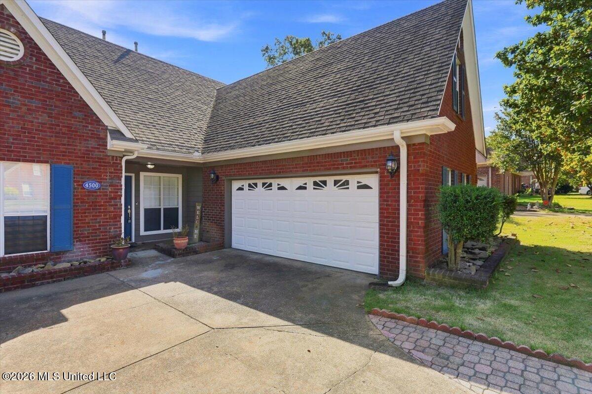 4500 Nicholas Lane Property Photo 5