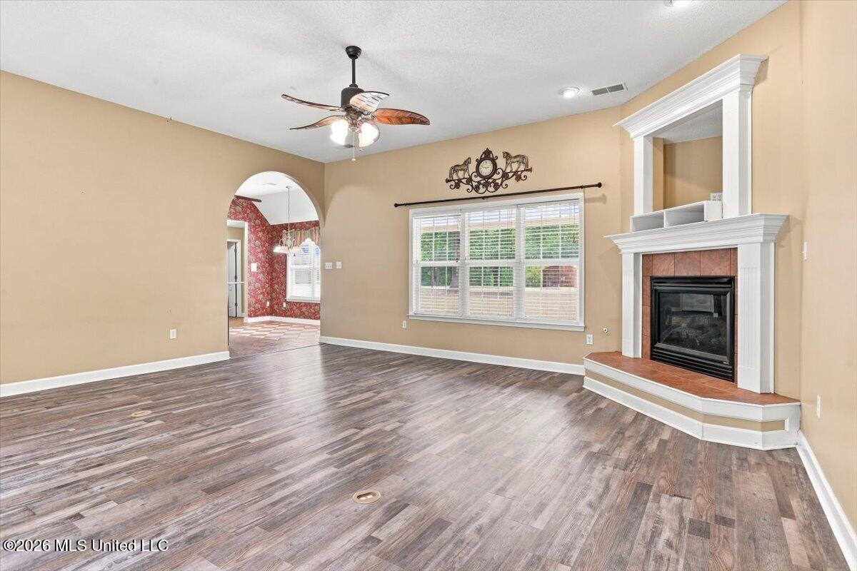 282 Douglas Road Property Photo 12