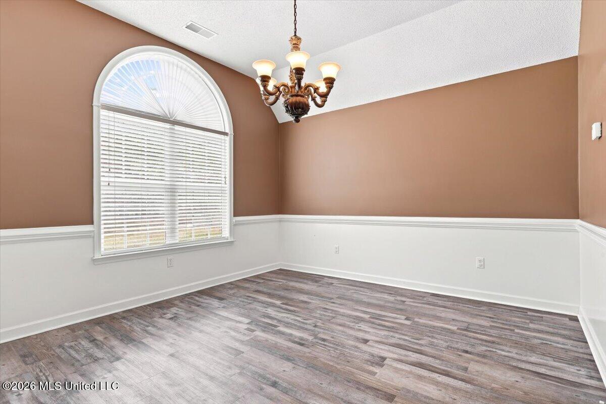 282 Douglas Road Property Photo 14