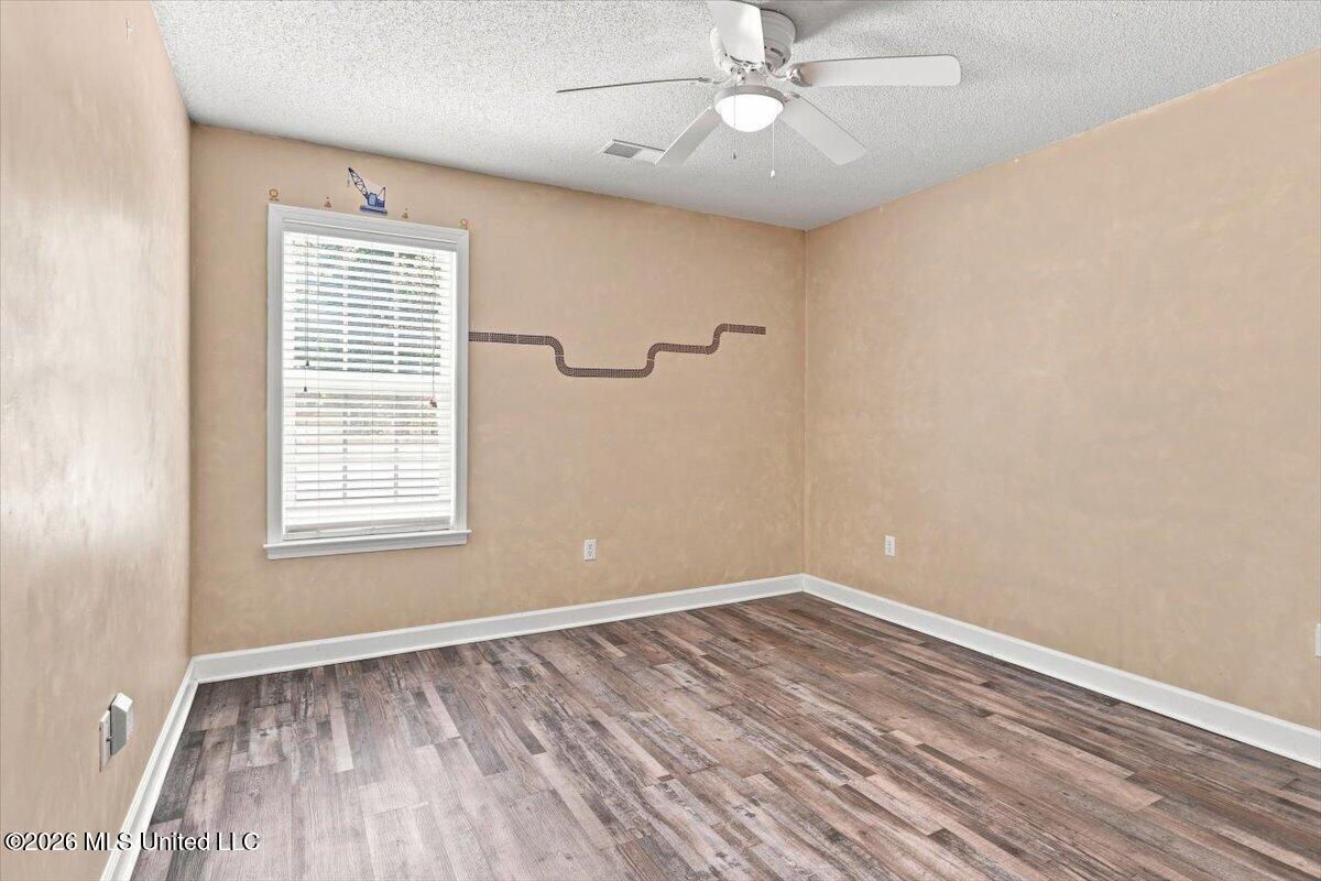 282 Douglas Road Property Photo 15