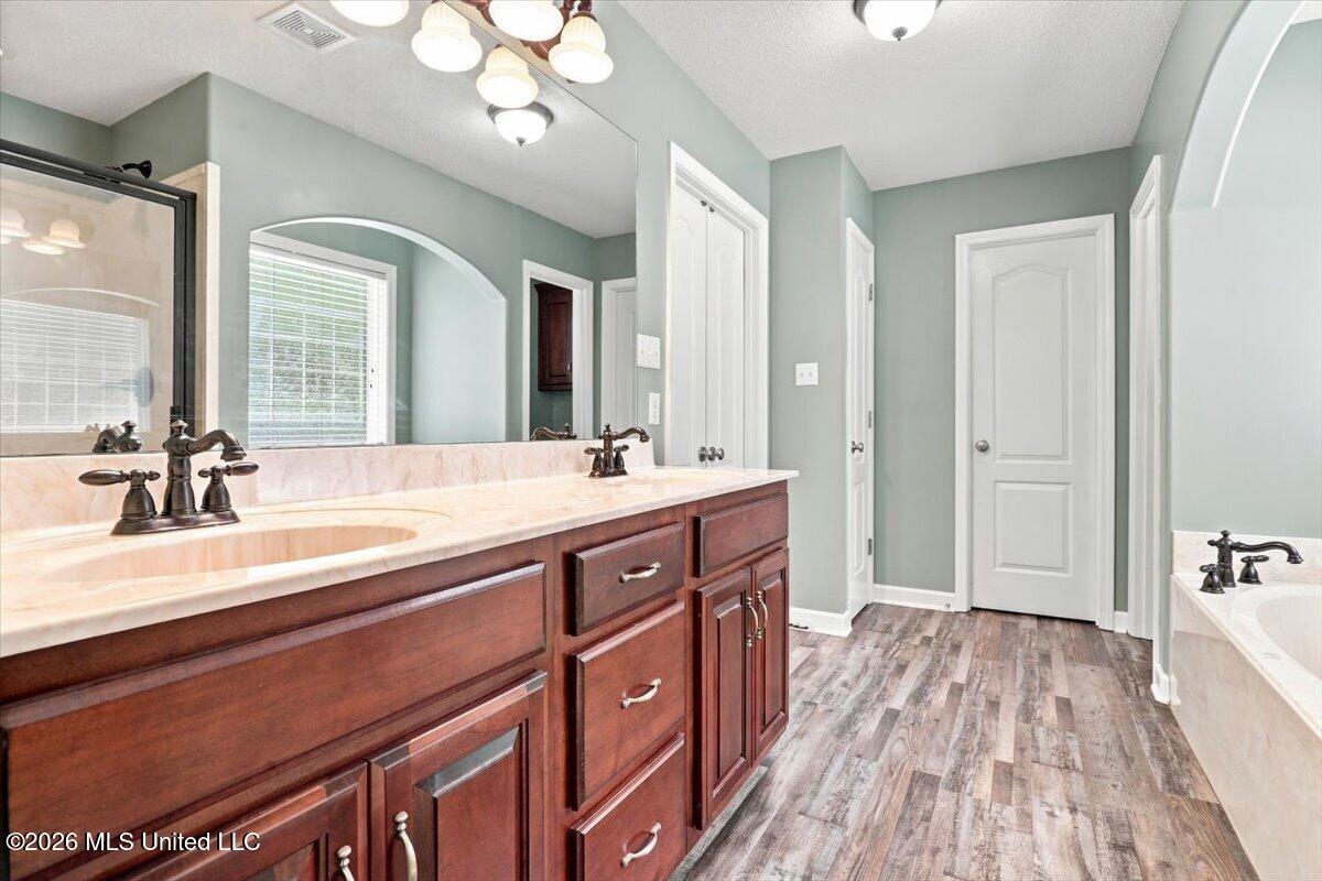 282 Douglas Road Property Photo 21