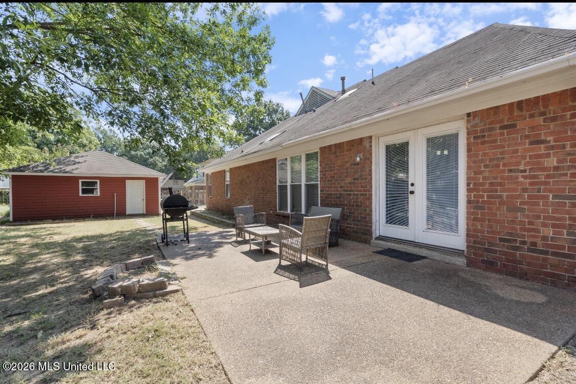 838 Cloverleaf Drive Property Photo 39