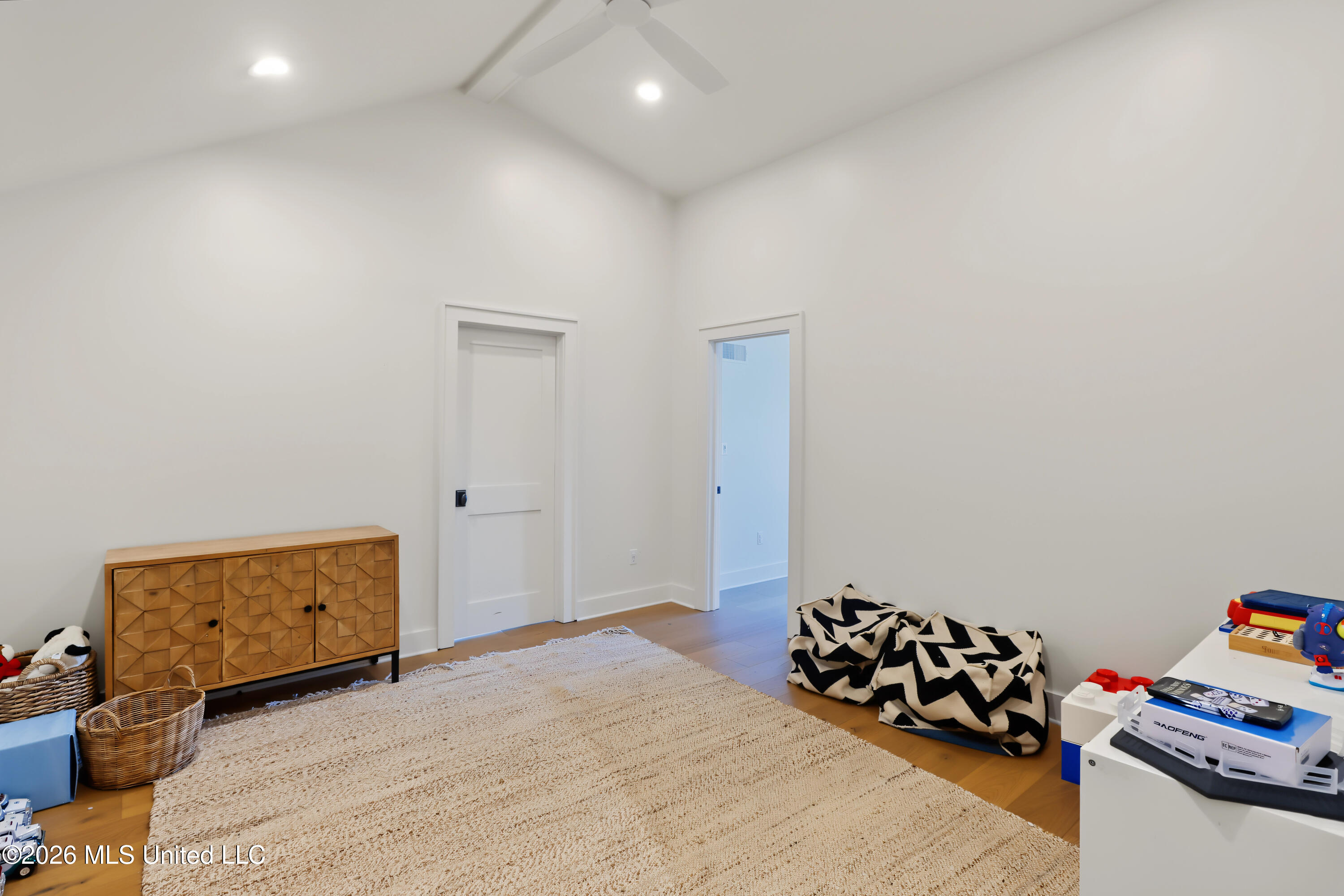 405 Mason Avenue Property Photo 35