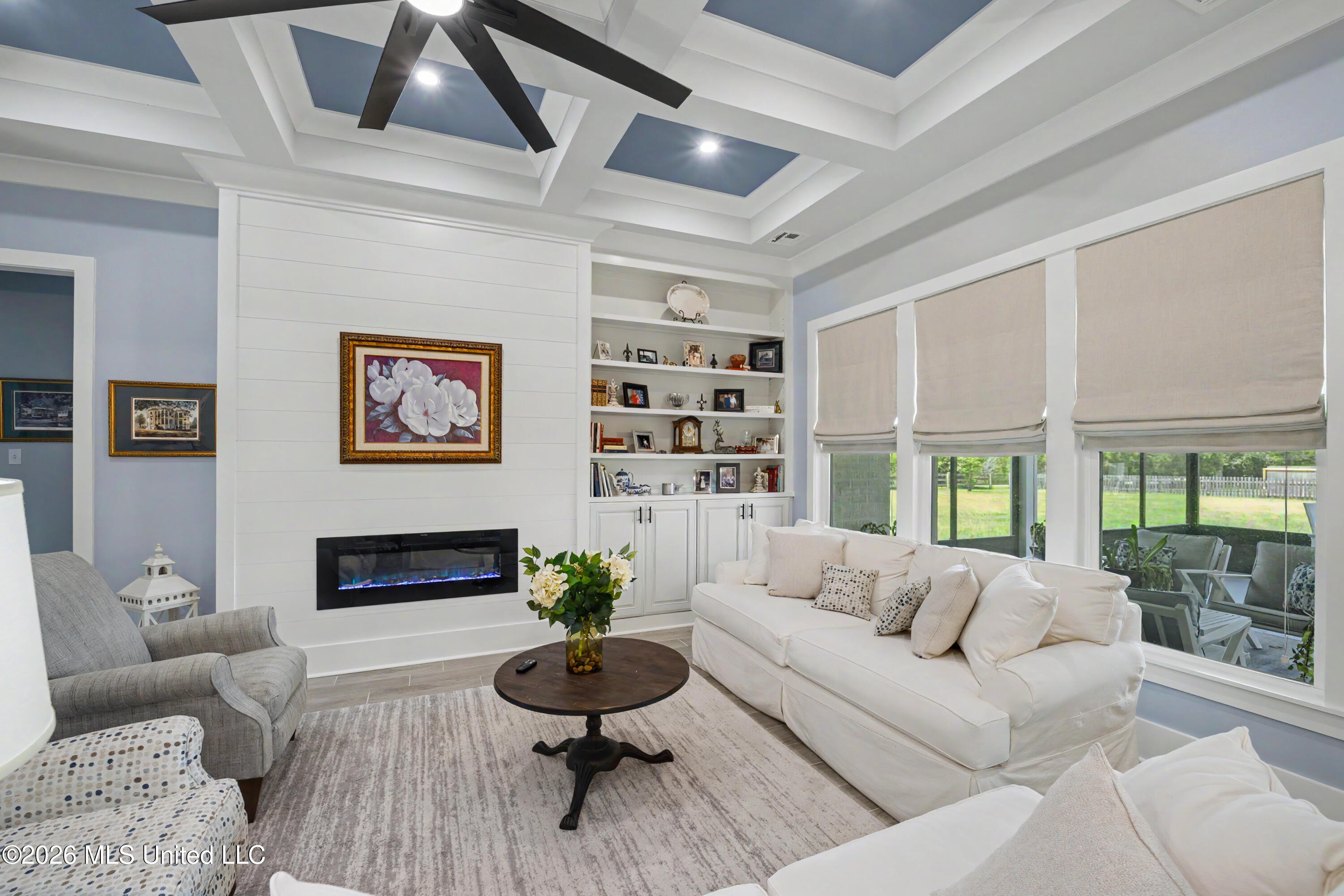 5 S Caesar Oaks Drive Property Photo 11