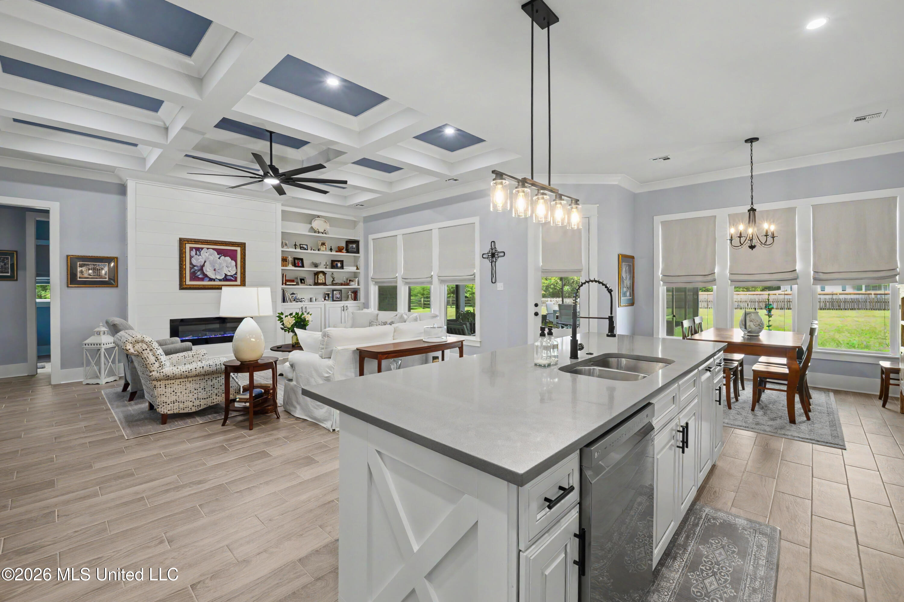 5 S Caesar Oaks Drive Property Photo 14