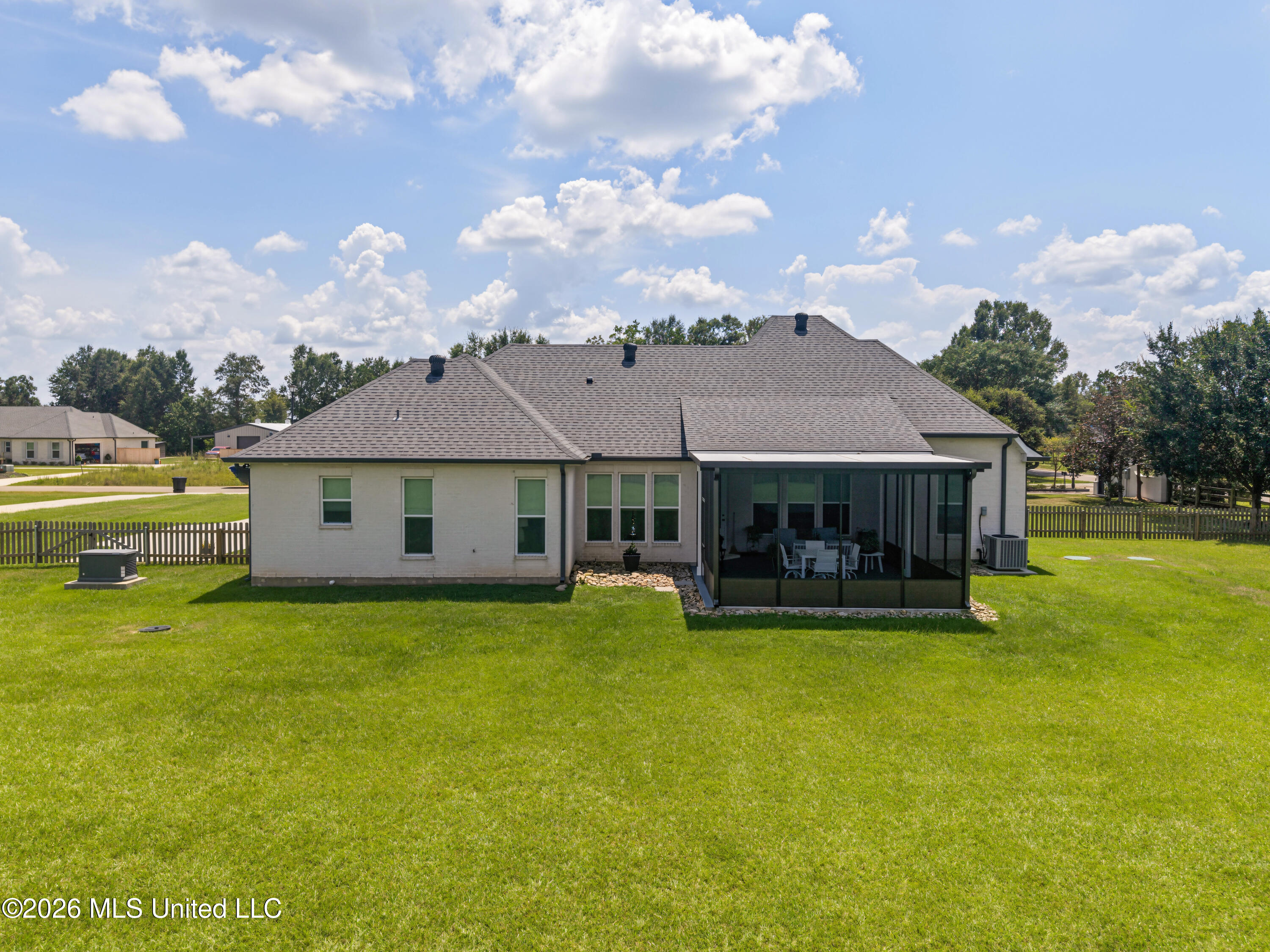 5 S Caesar Oaks Drive Property Photo 38