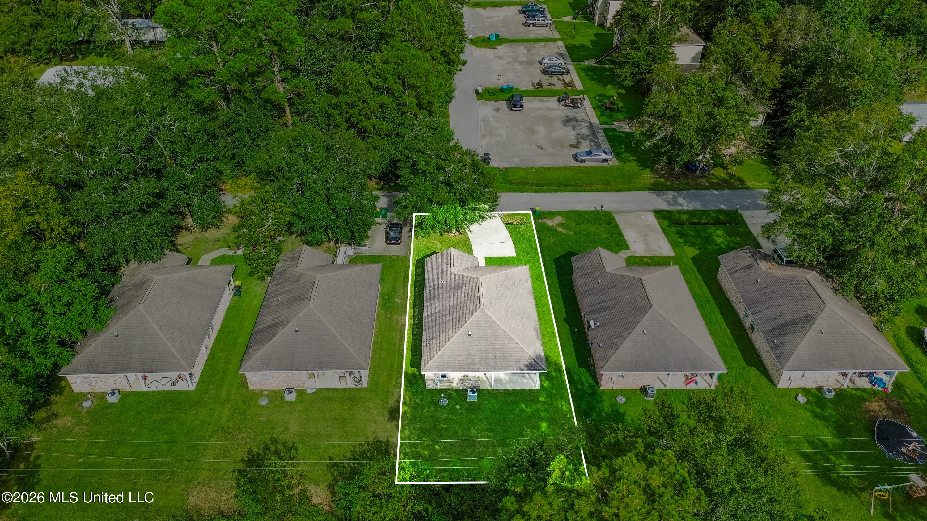 9421 Cartwright Property Photo 17