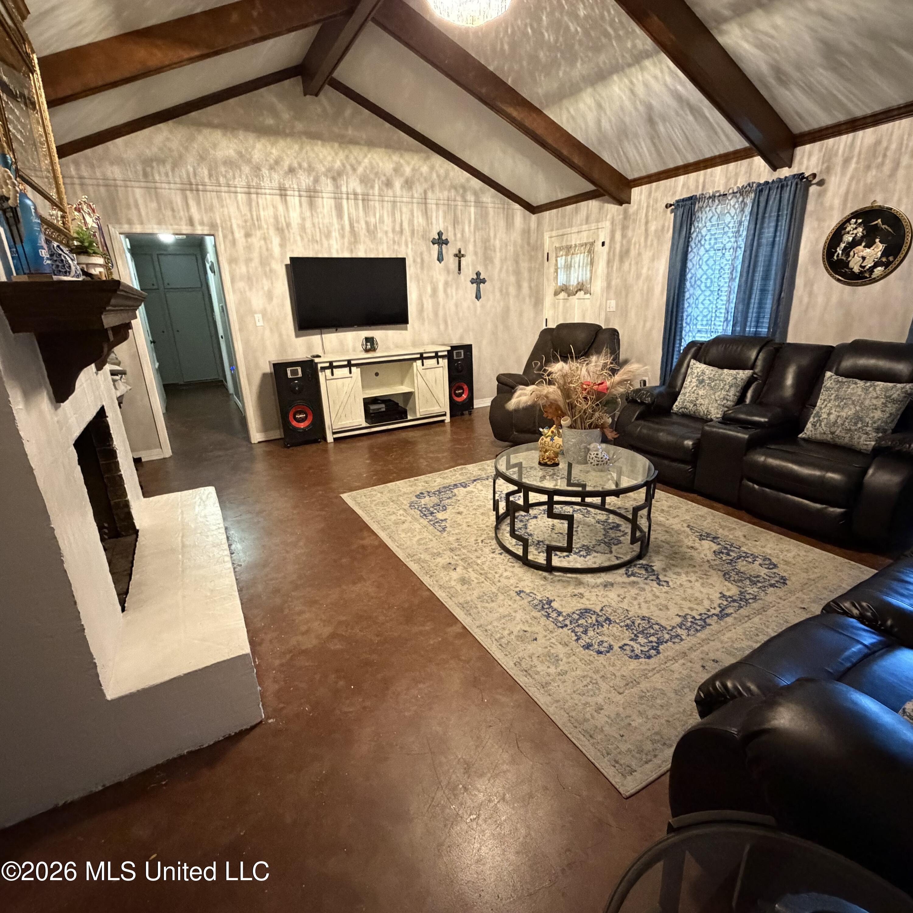 204 Westover Drive Property Photo 8