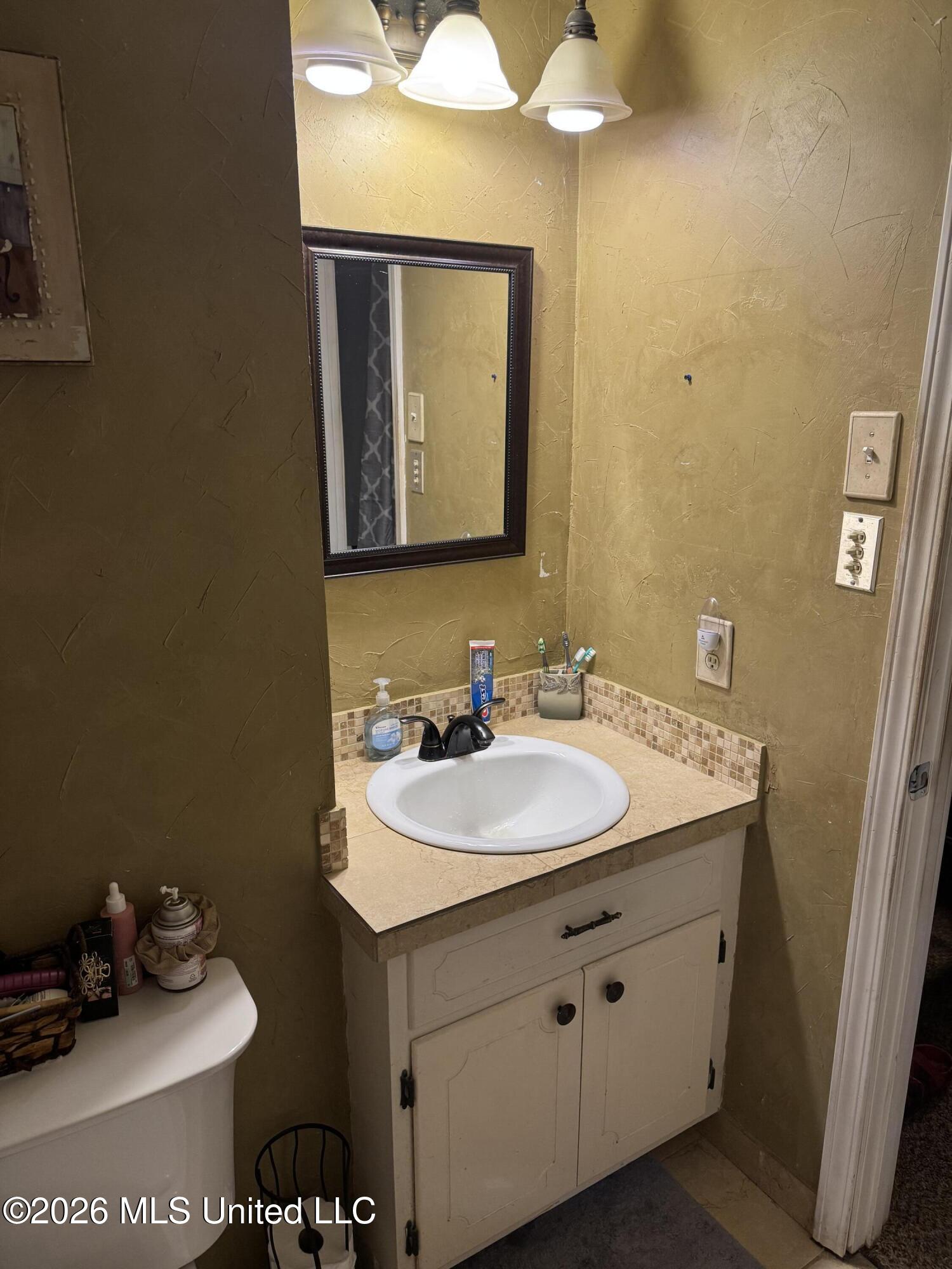 204 Westover Drive Property Photo 17
