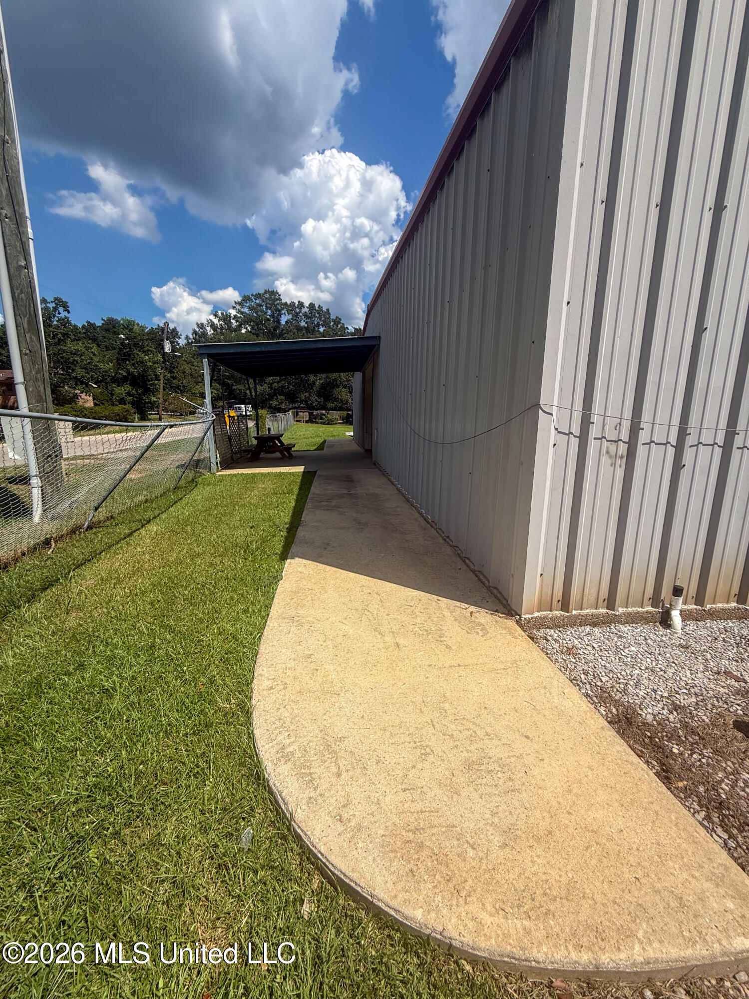 168 Cowart Street Property Photo 5