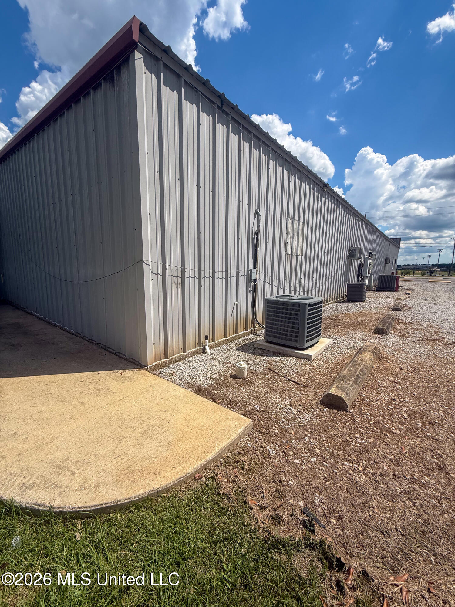 168 Cowart Street Property Photo 6