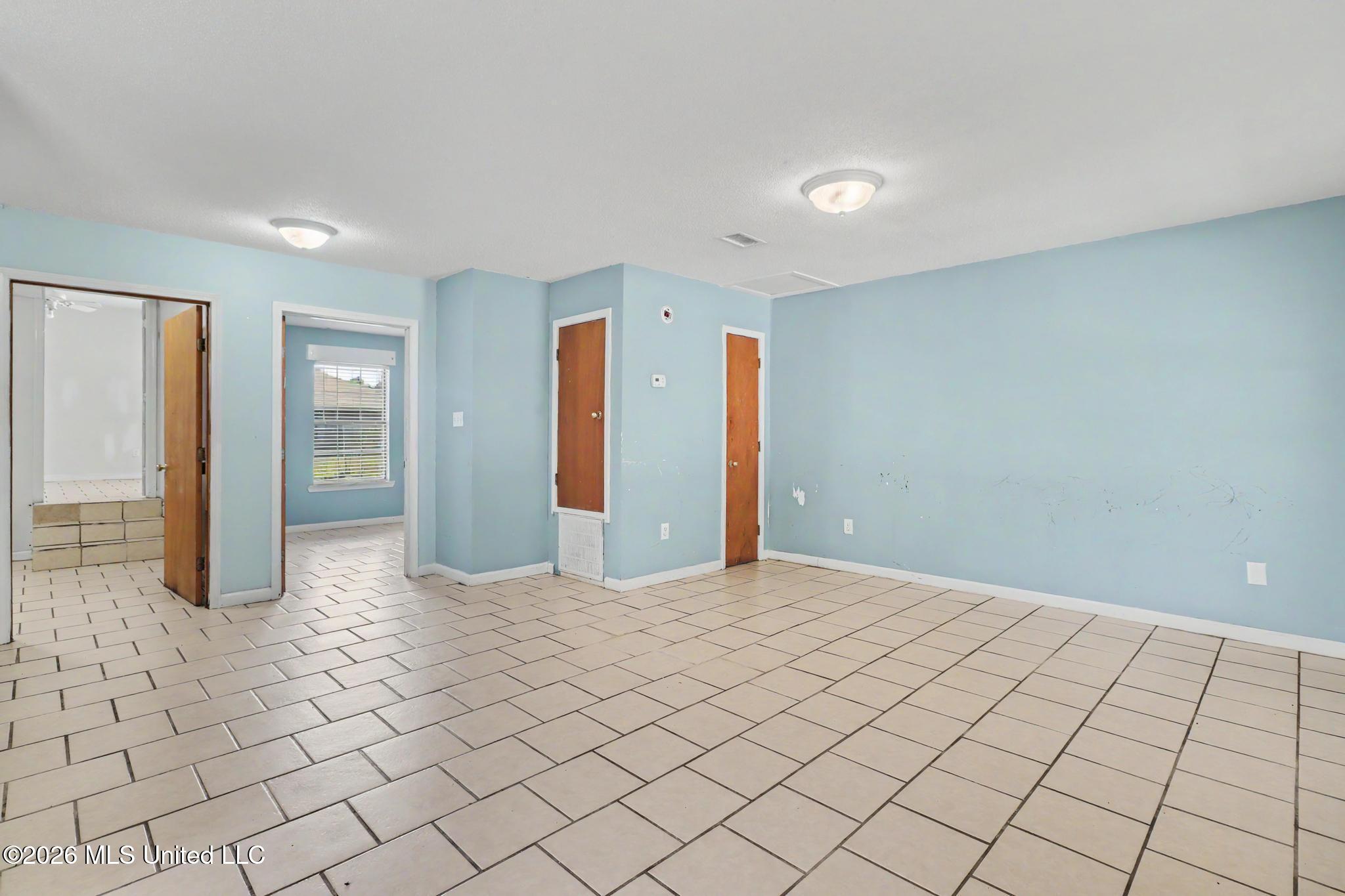 16255 Rio Grande Street Property Photo 5
