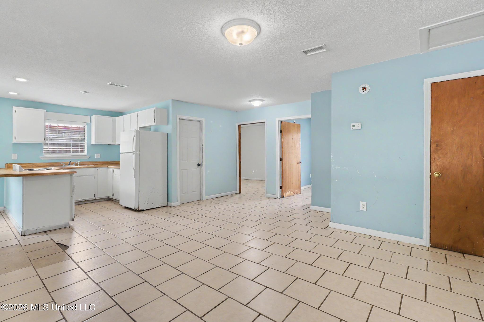 16255 Rio Grande Street Property Photo 6