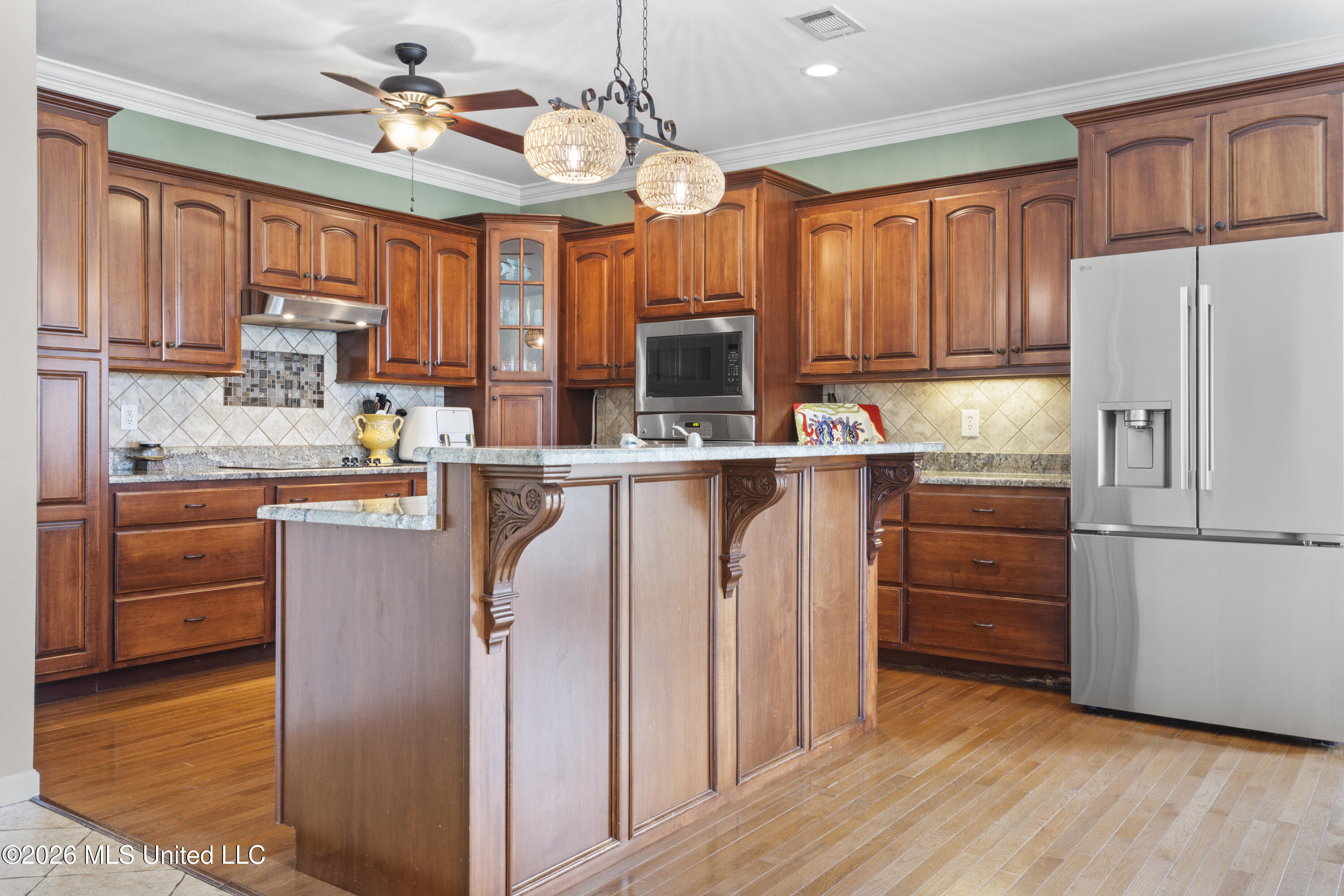 207 Saint Paul Avenue Property Photo 13
