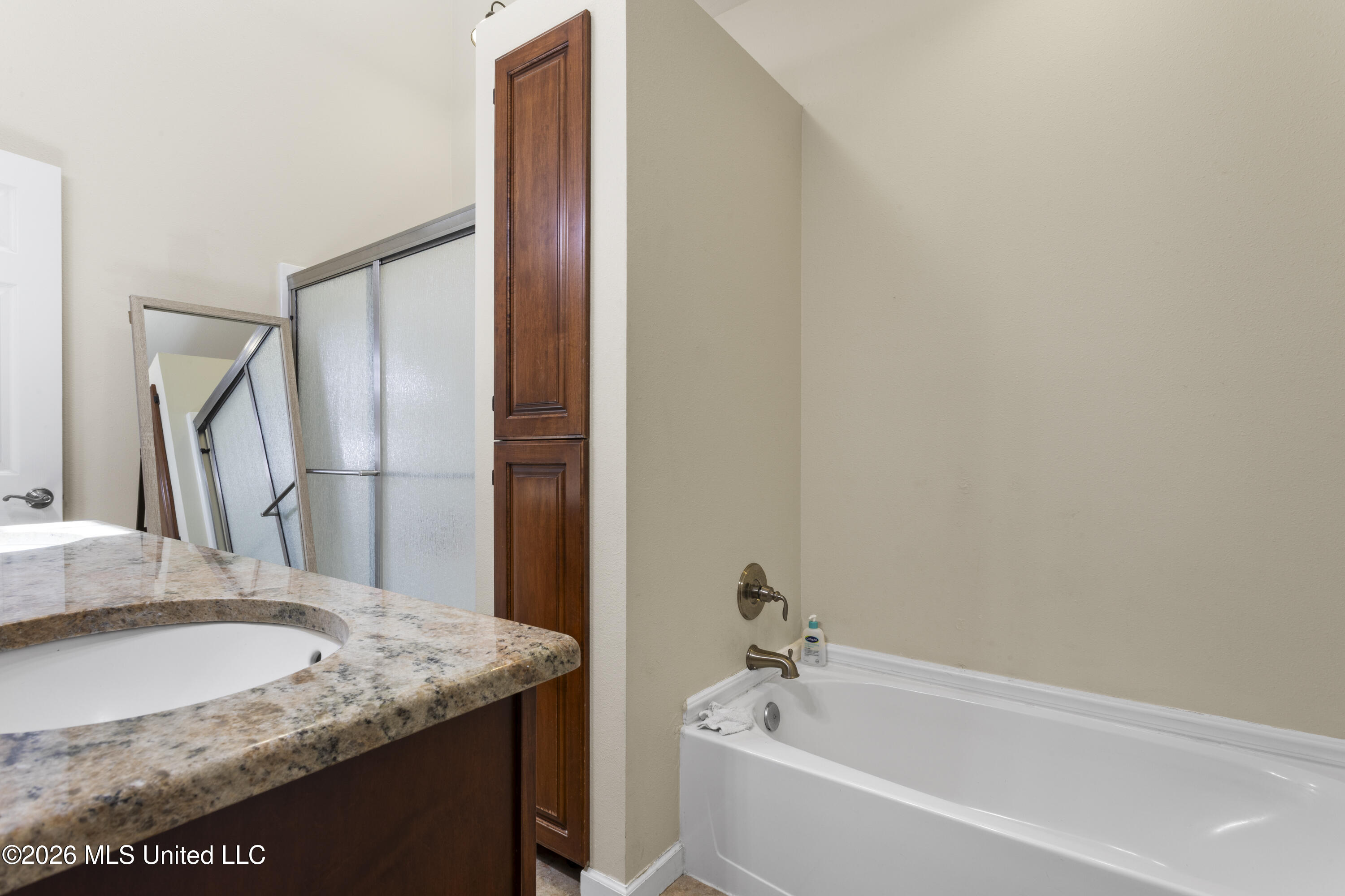 207 Saint Paul Avenue Property Photo 23