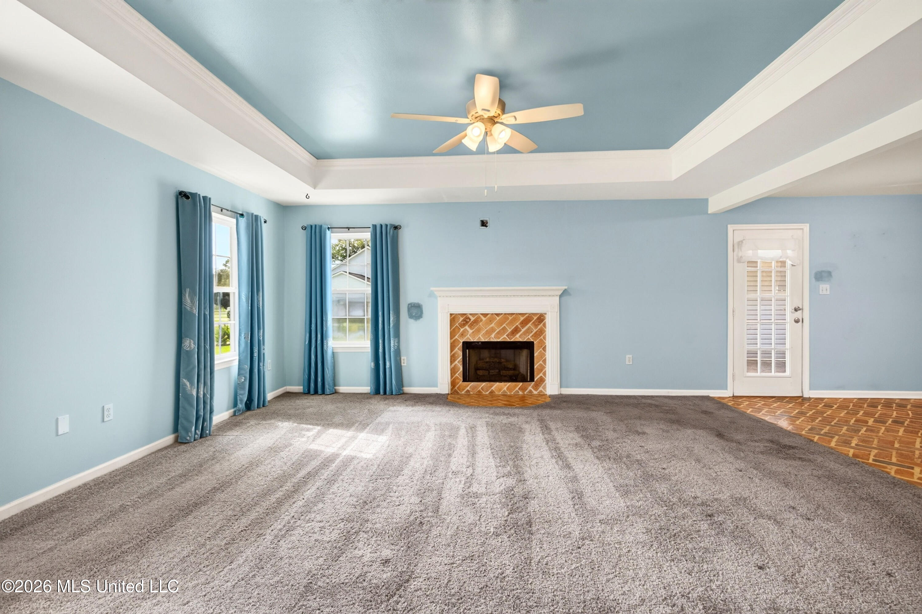 5547 Paula Drive Property Photo 11