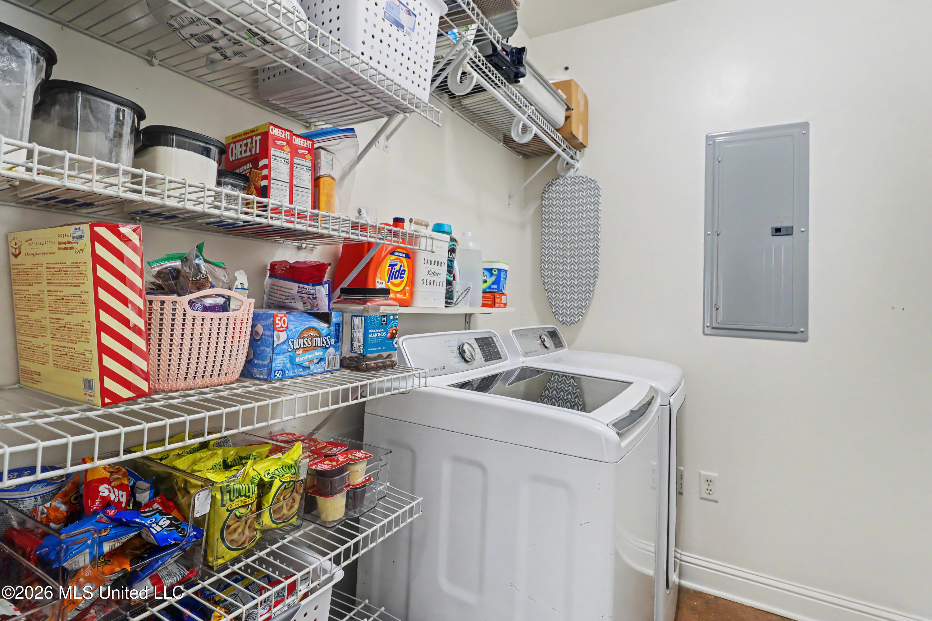 704 Old Savannah Drive Property Photo 14