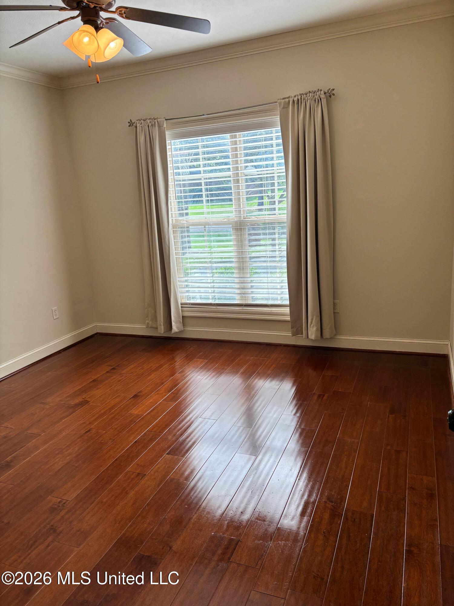 103 Red Oak Court Property Photo 16