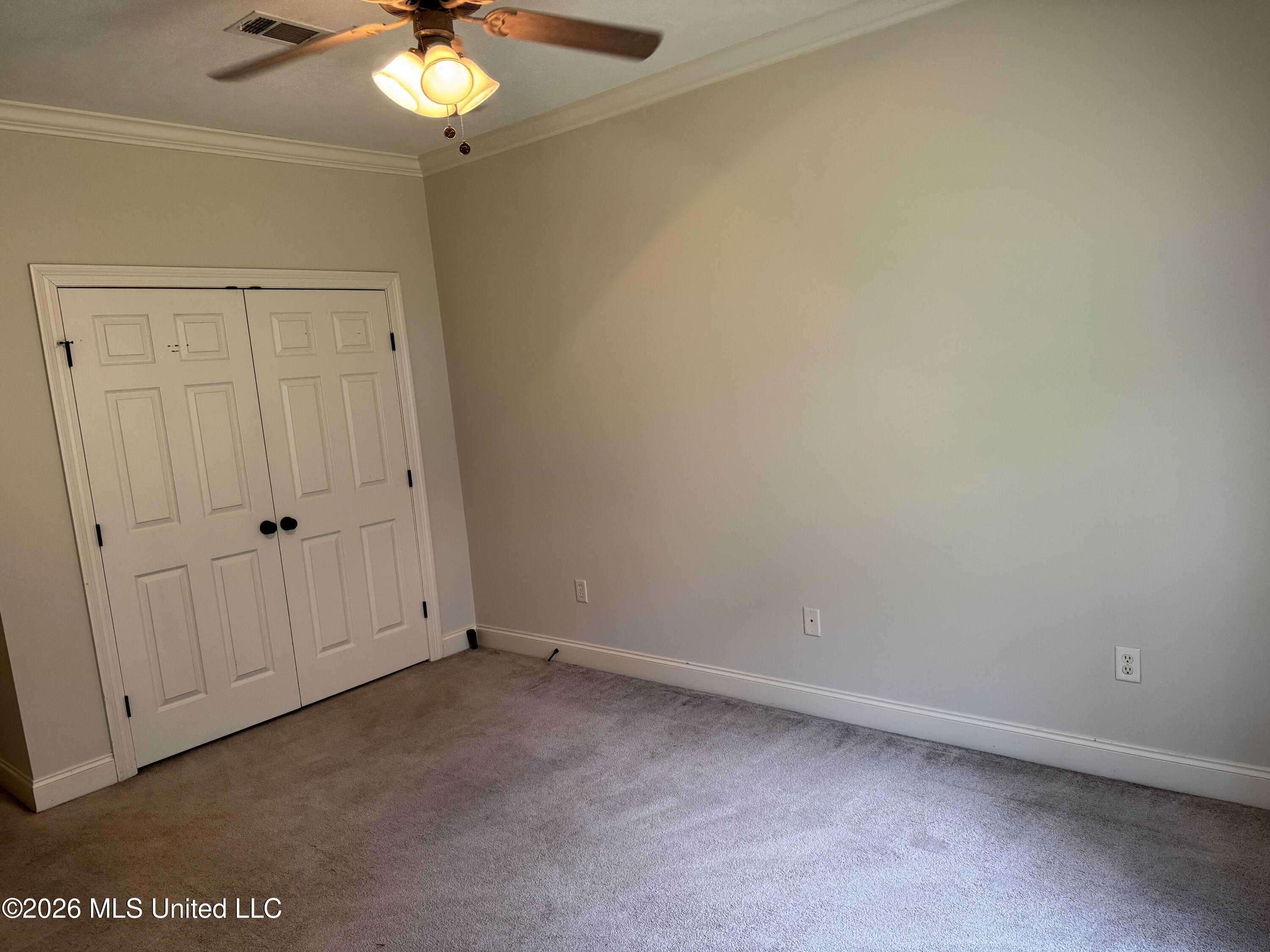 103 Red Oak Court Property Photo 27
