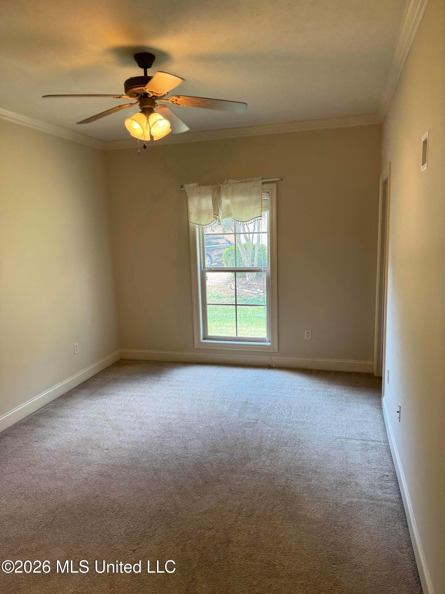 103 Red Oak Court Property Photo 28