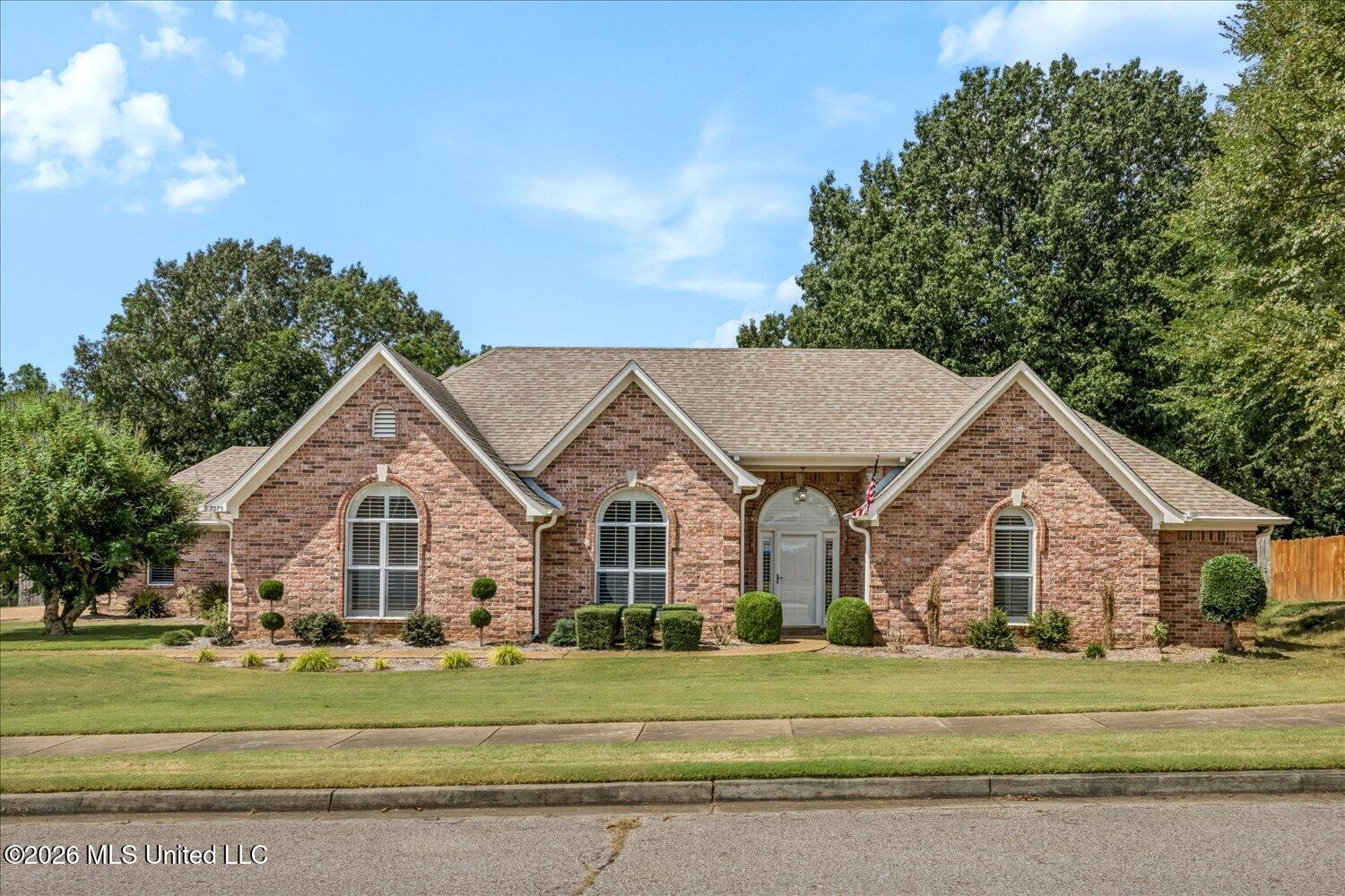 7275 Busher Drive Property Photo 1