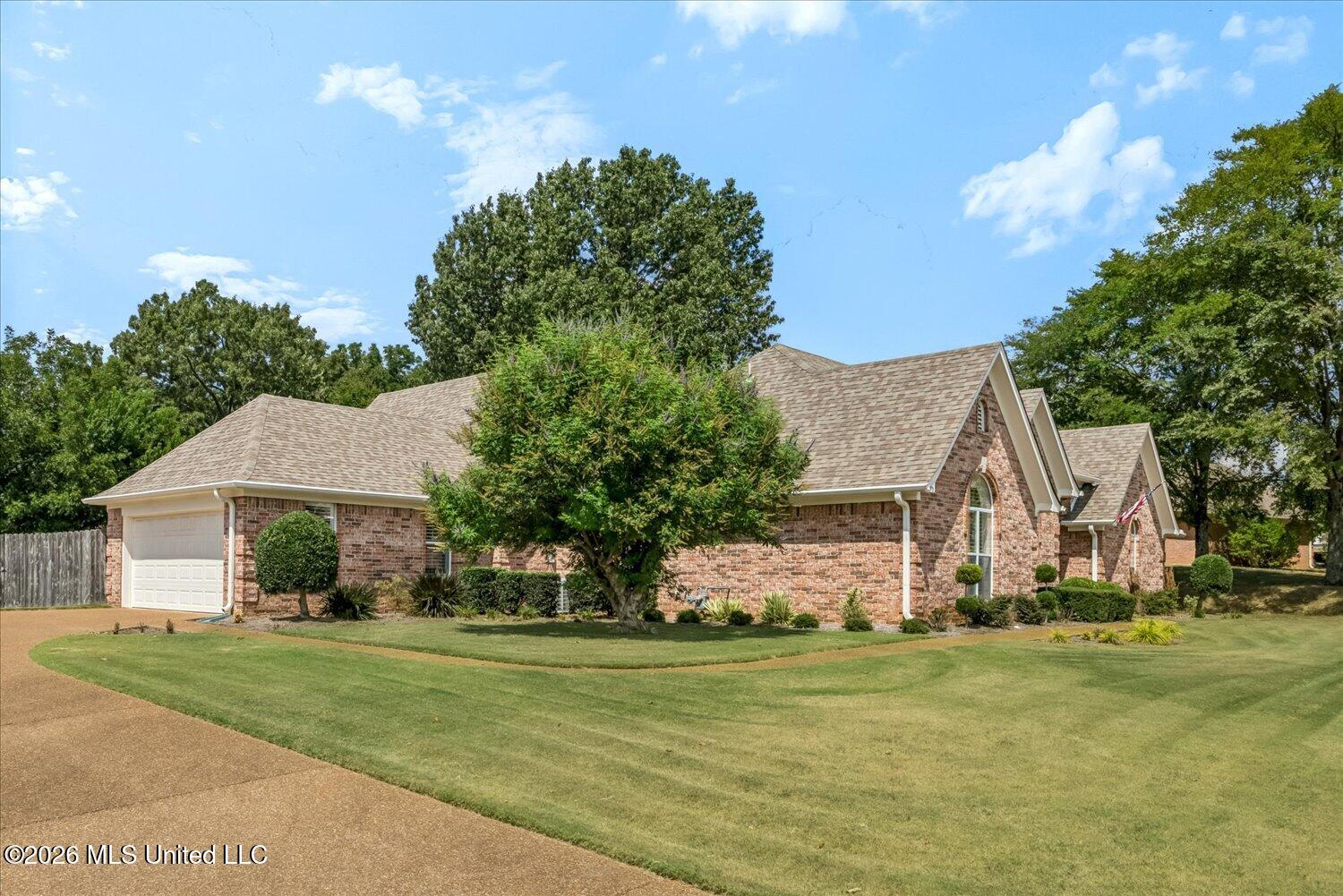 7275 Busher Drive Property Photo 3
