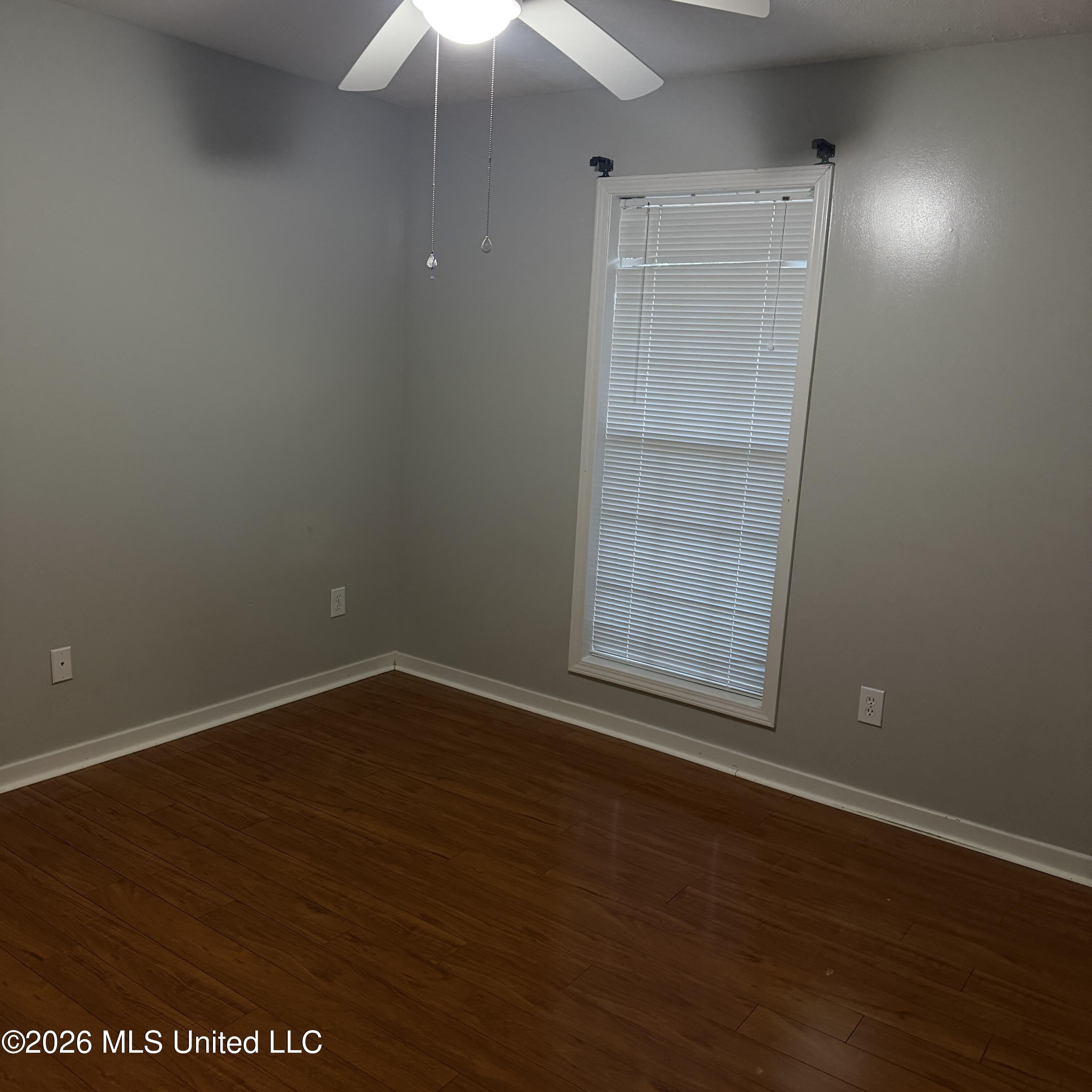 306 Farmers Cove Property Photo 9