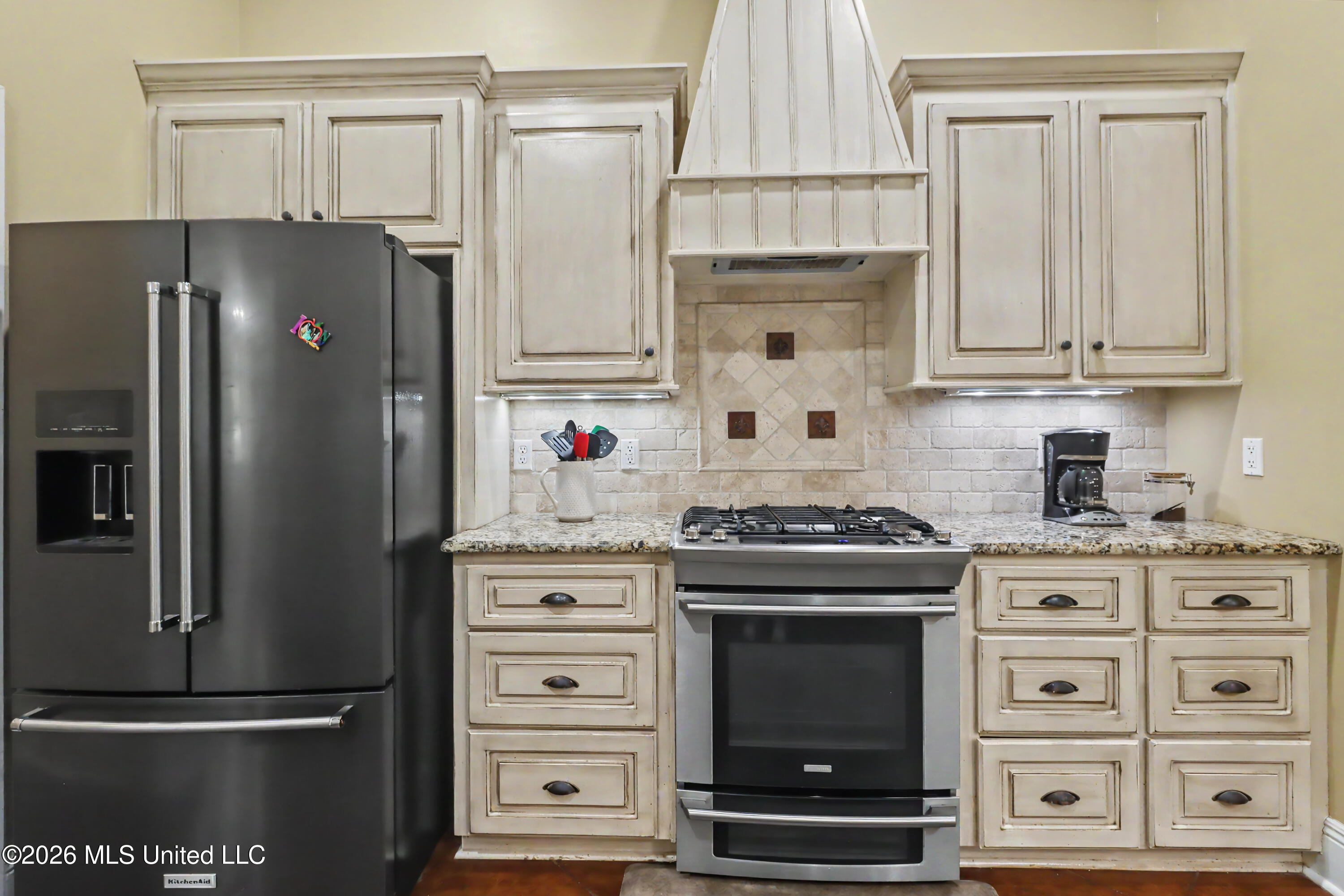 1350 Fairway Drive Property Photo 4