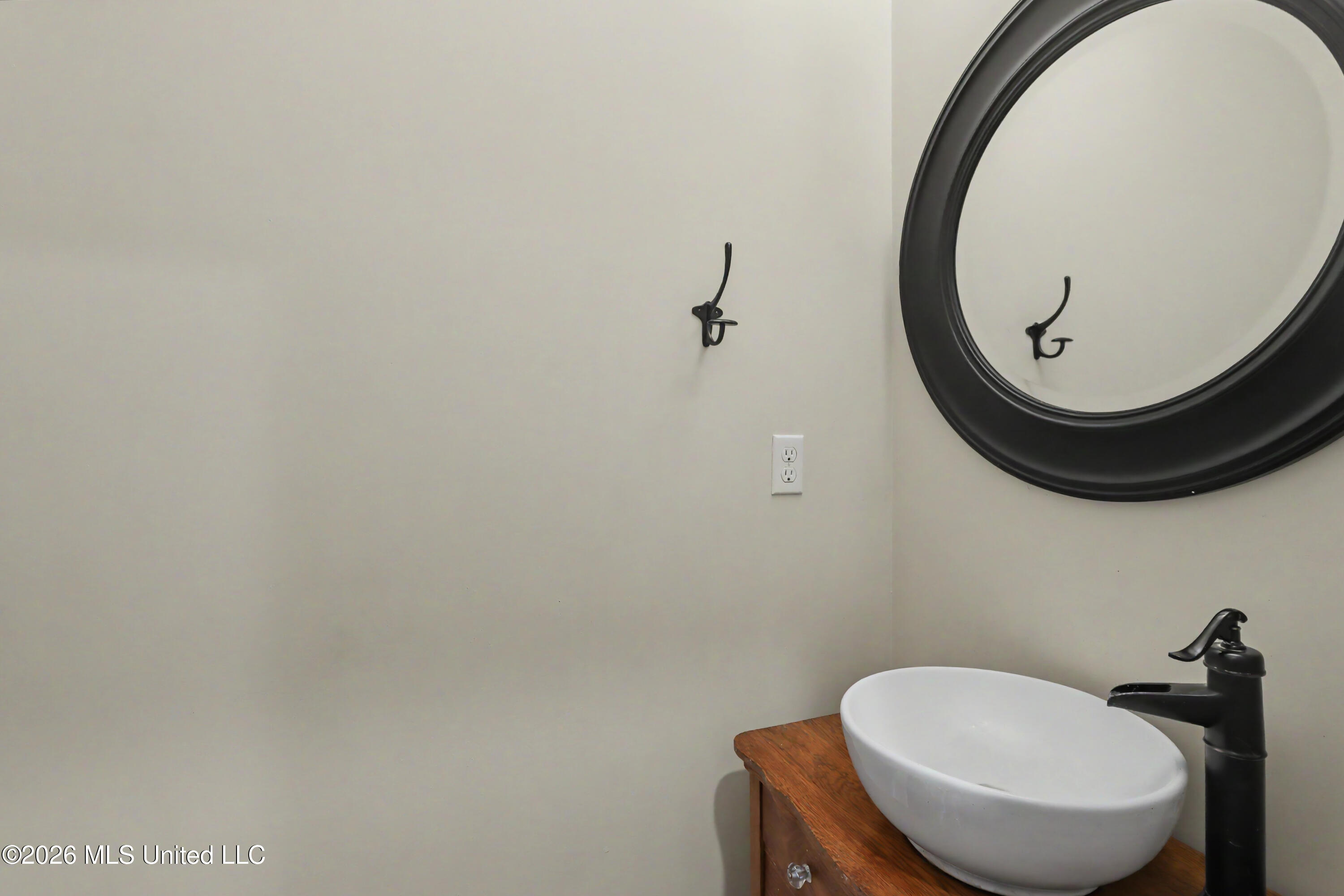 1350 Fairway Drive Property Photo 13