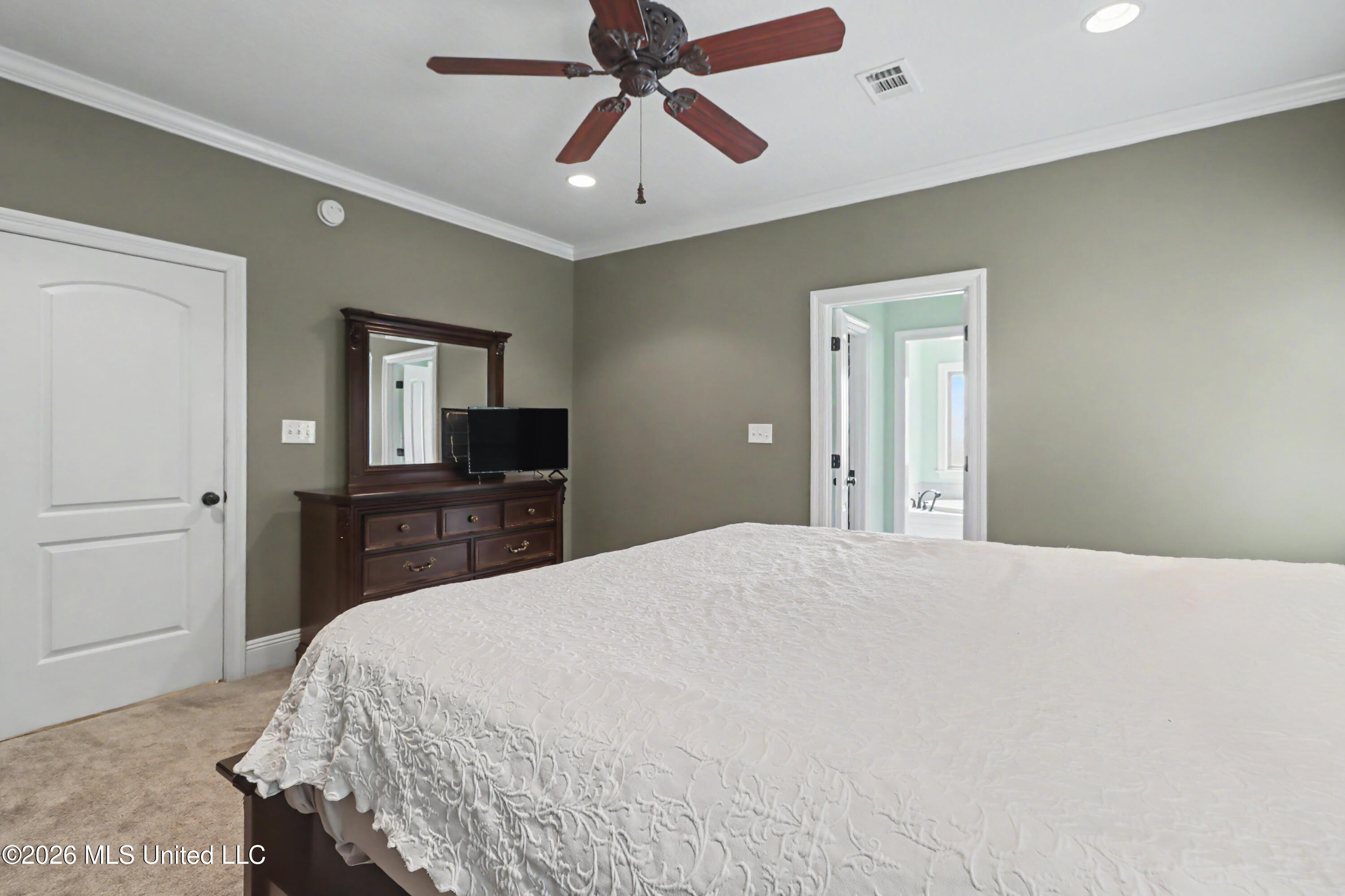 1350 Fairway Drive Property Photo 16