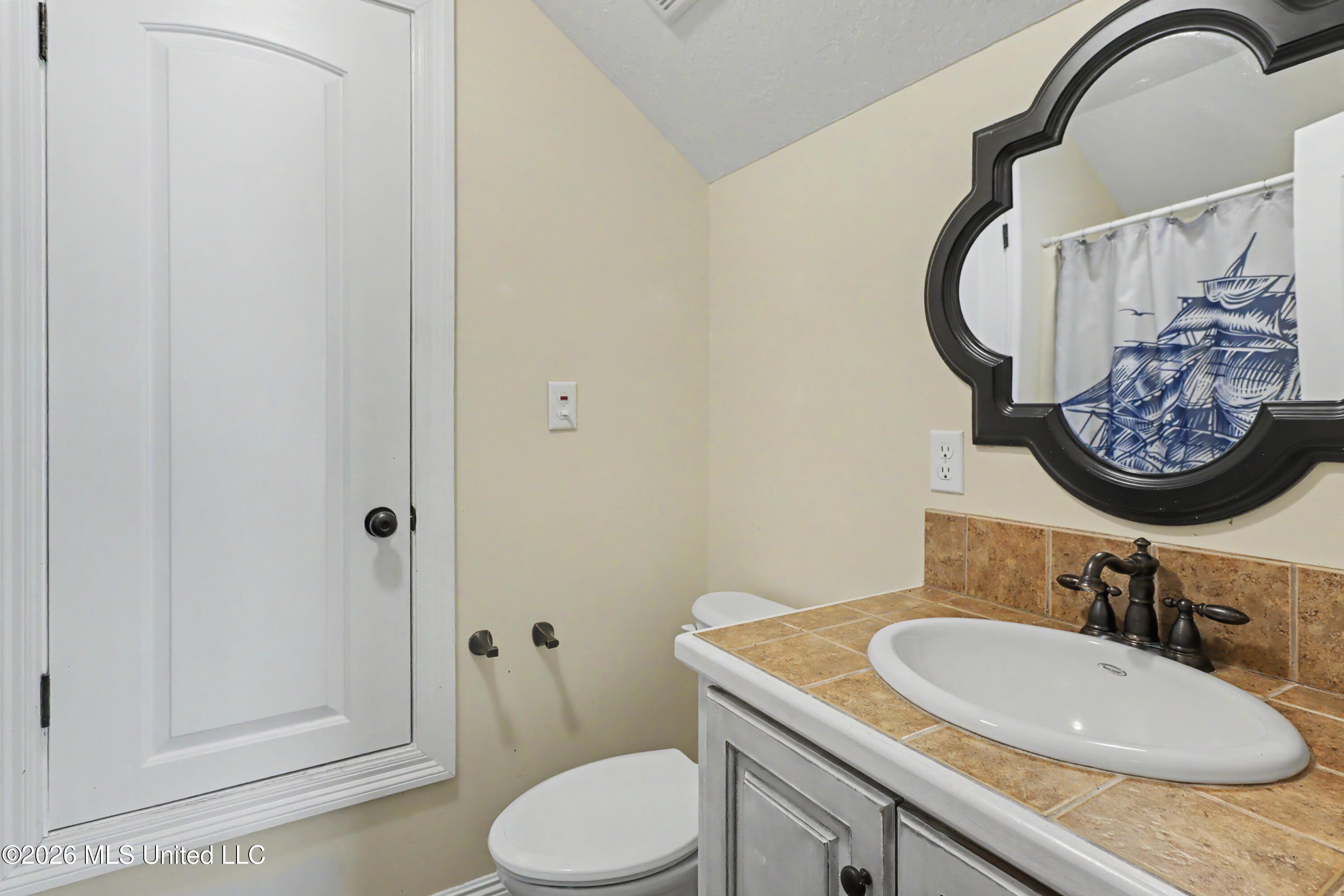 1350 Fairway Drive Property Photo 20