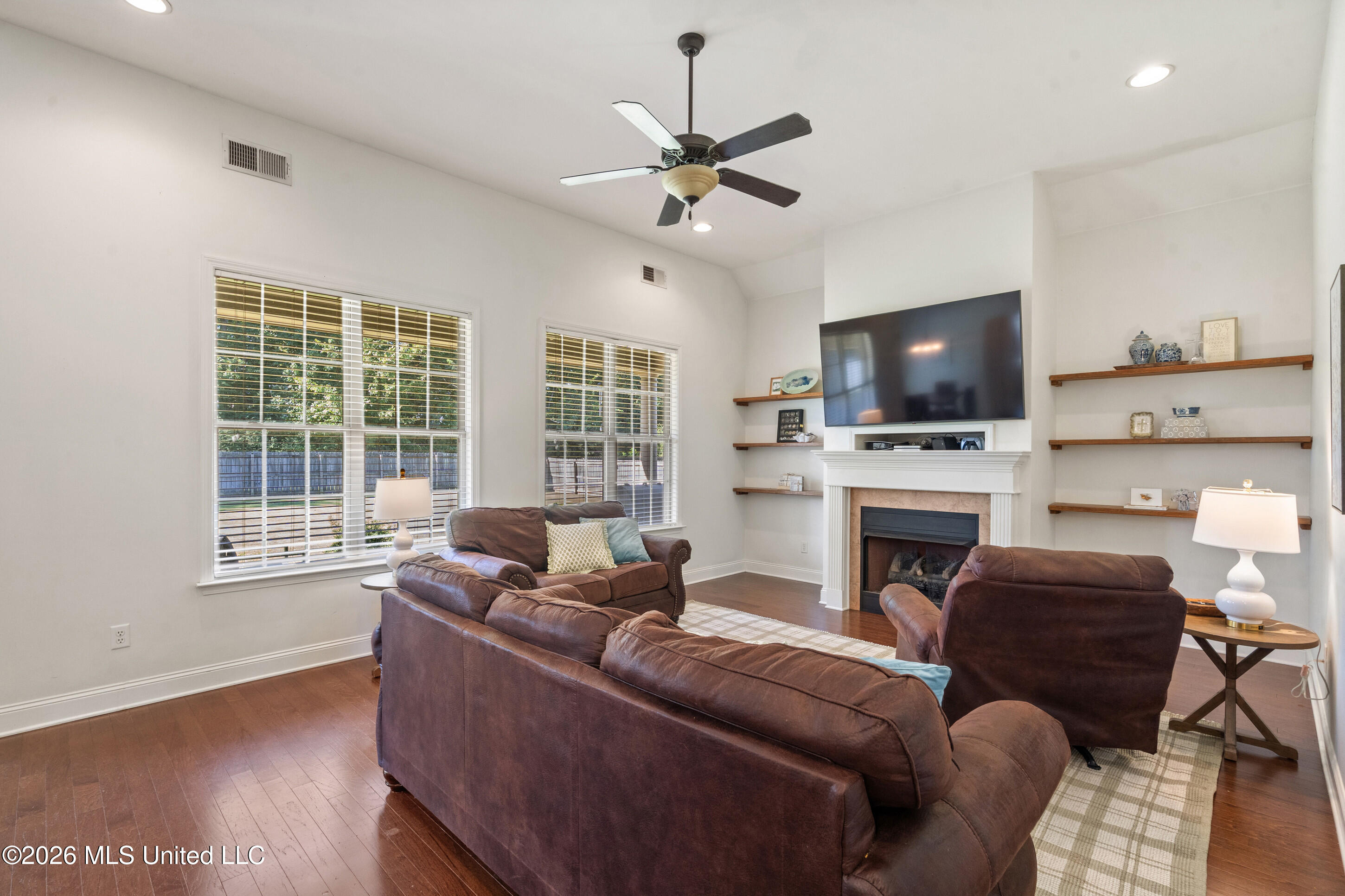 1375 Fieldstone Street Property Photo 7