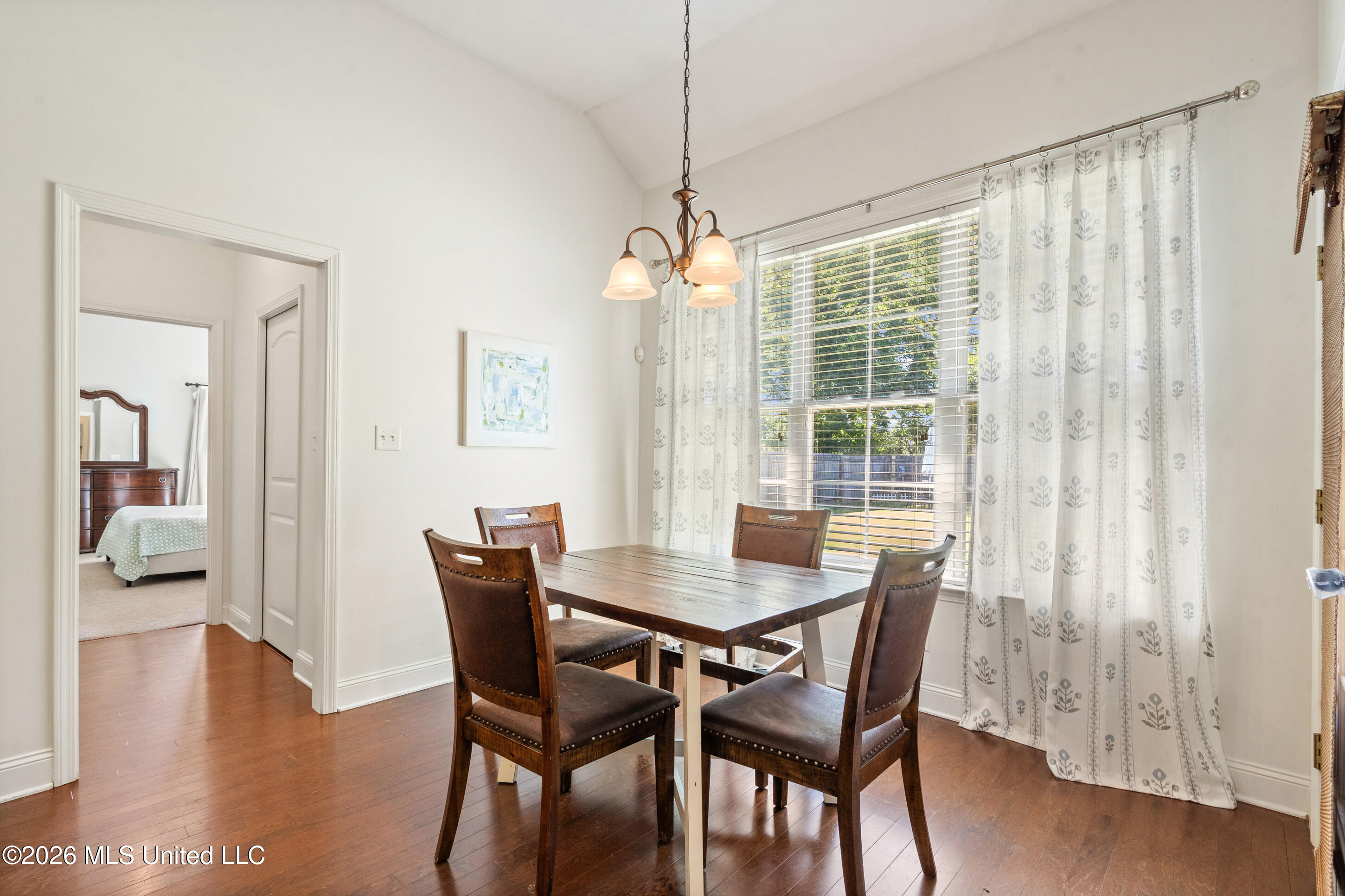 1375 Fieldstone Street Property Photo 9