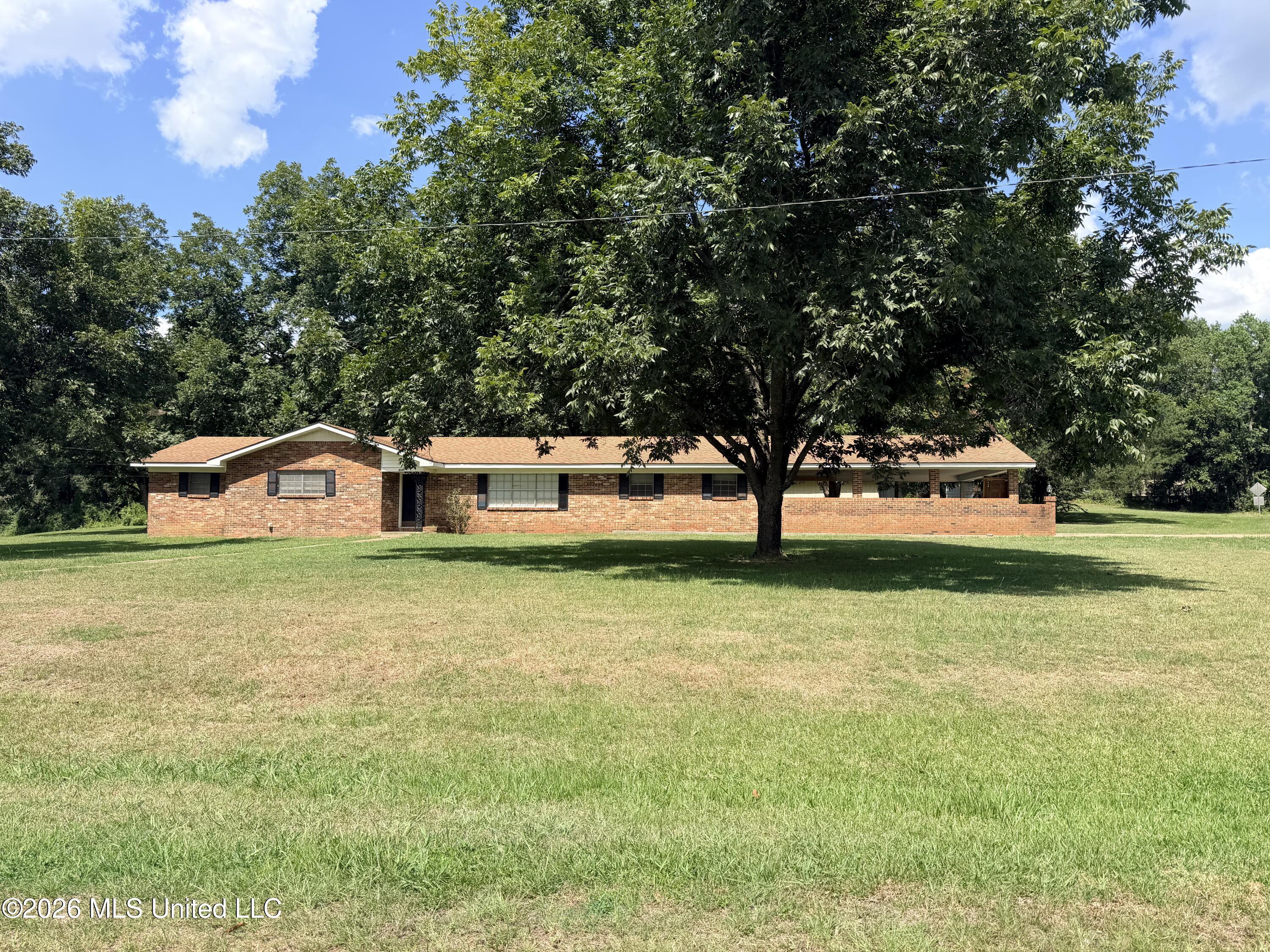 254 Taylor Drive Property Photo 1