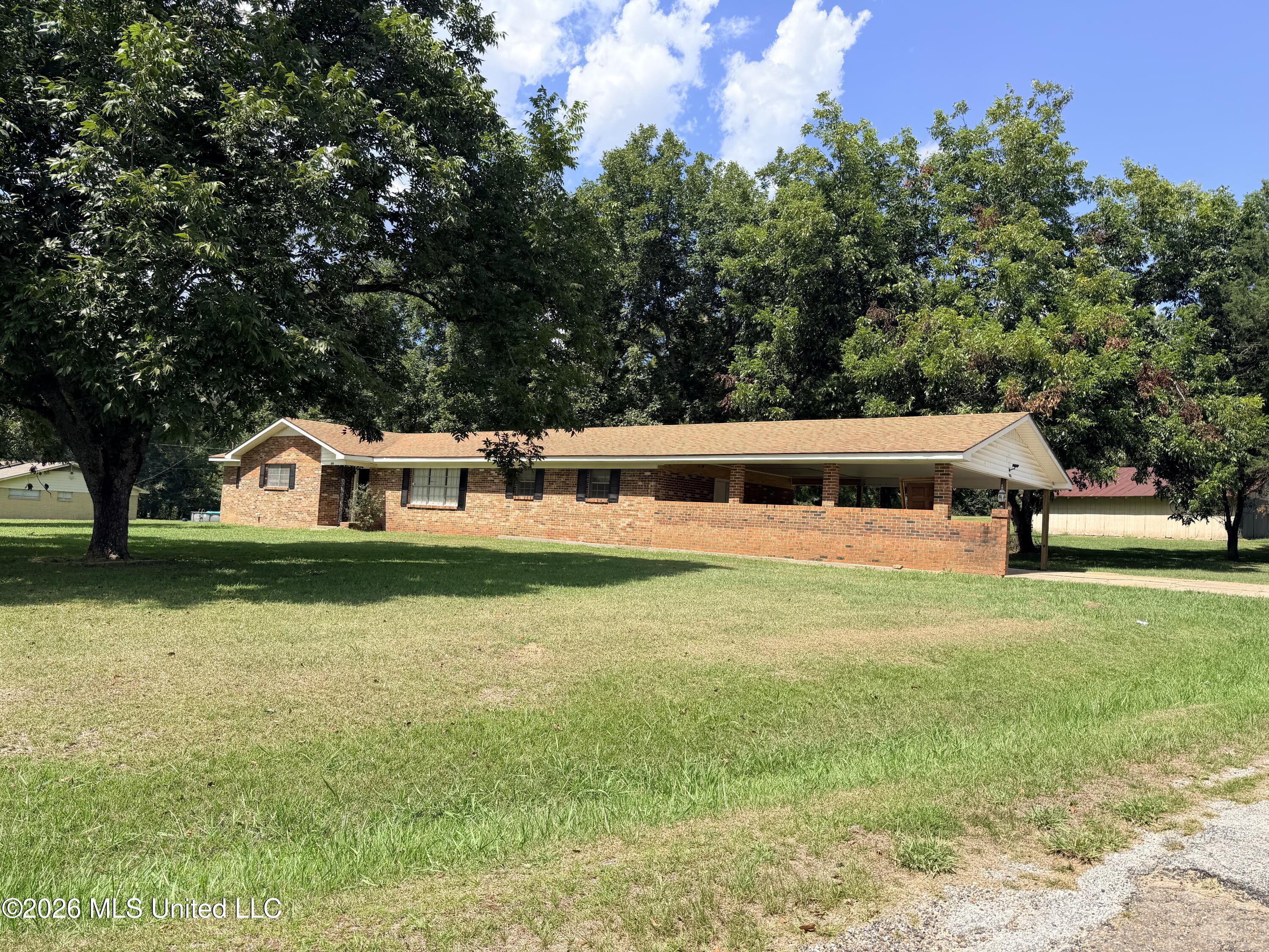 254 Taylor Drive Property Photo 4