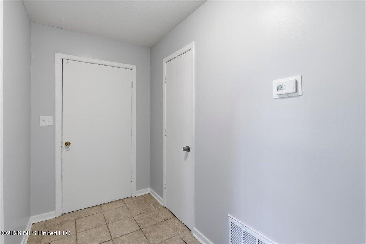 254 Taylor Drive Property Photo 4