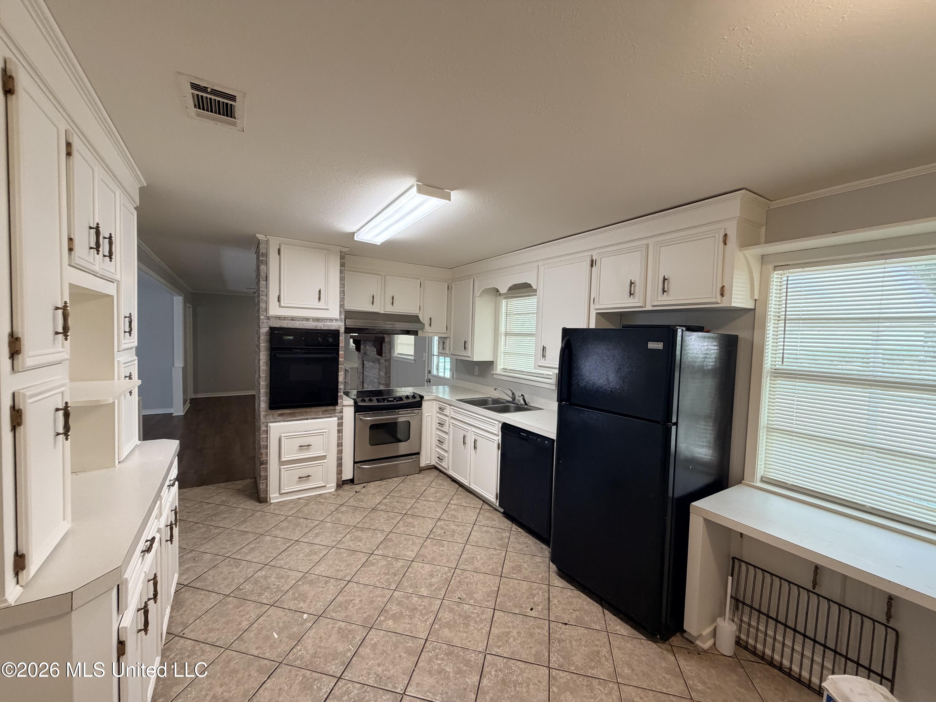 254 Taylor Drive Property Photo 12