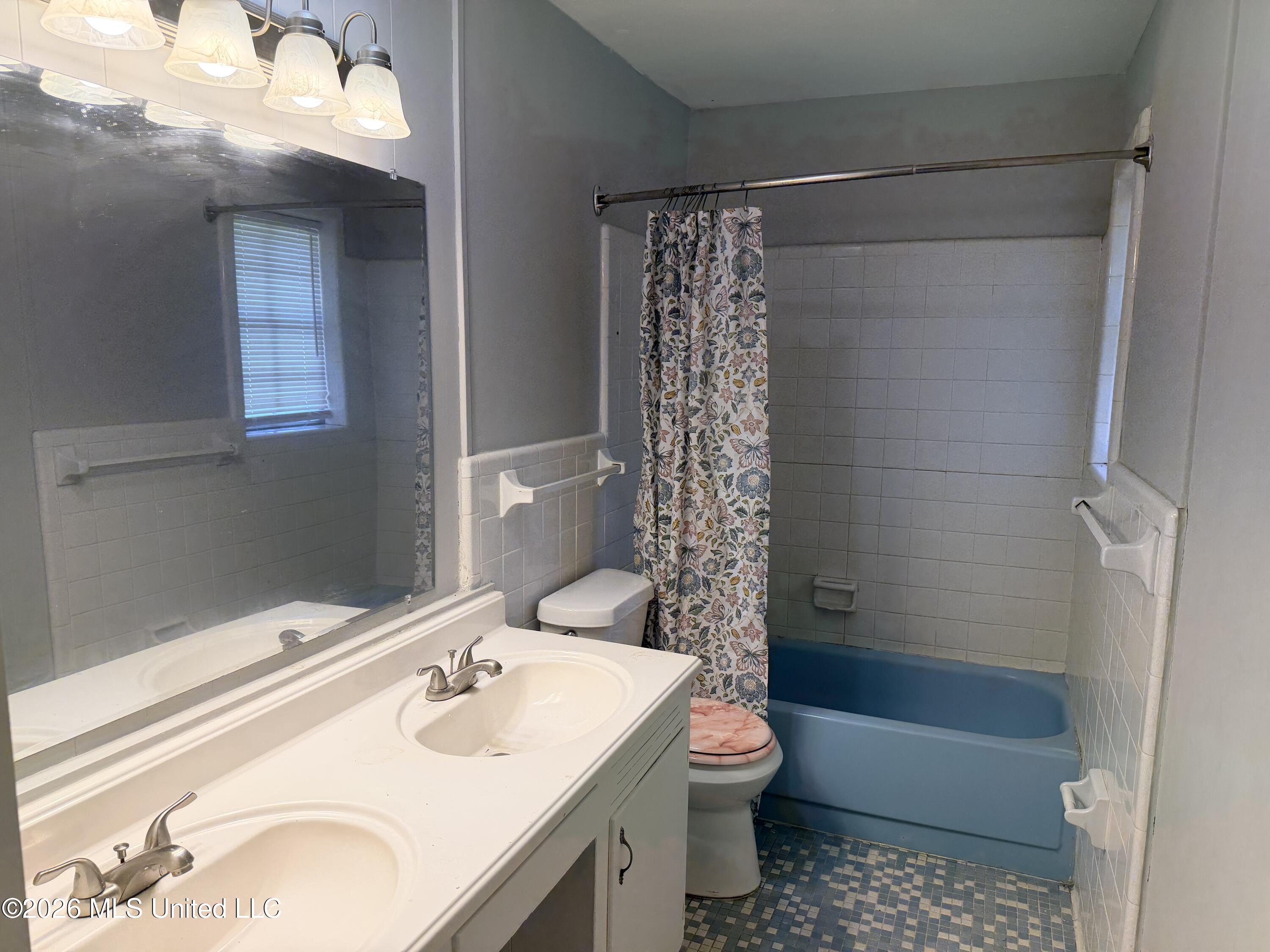 254 Taylor Drive Property Photo 17