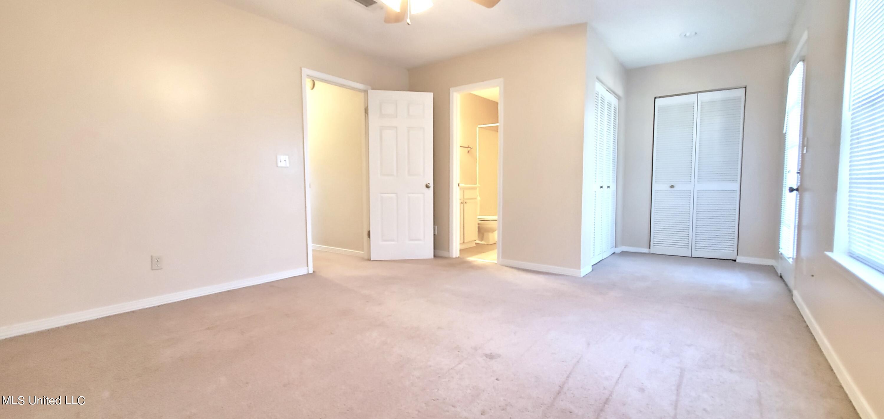 495 Popps Ferry Road Property Photo 11