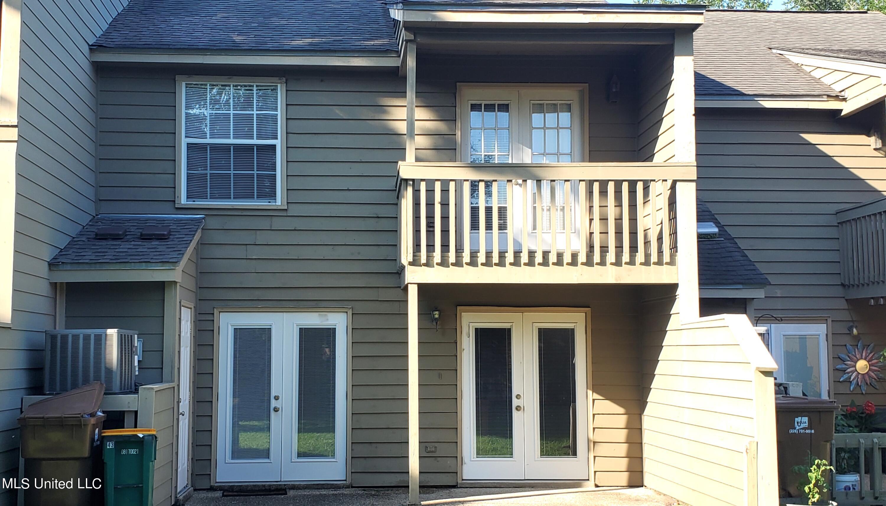 495 Popps Ferry Road Property Photo 13